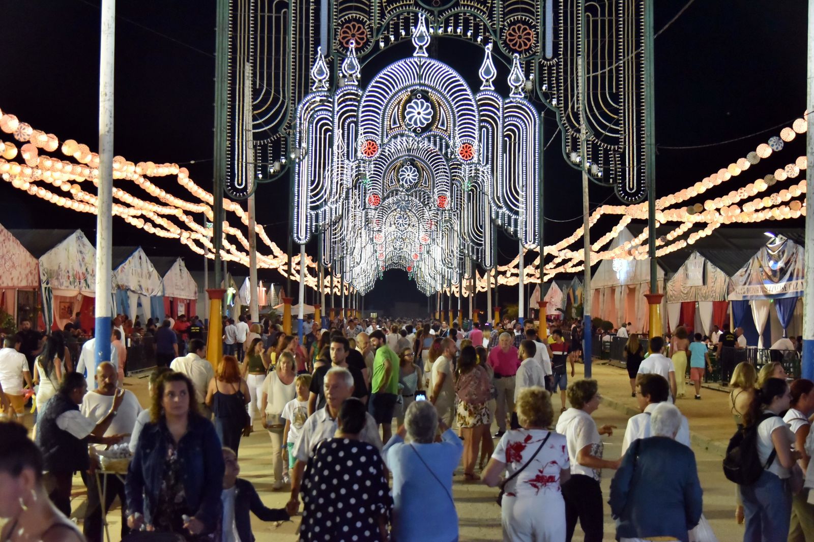 Las imágenes del Día de la Mujer en la Feria de La Línea