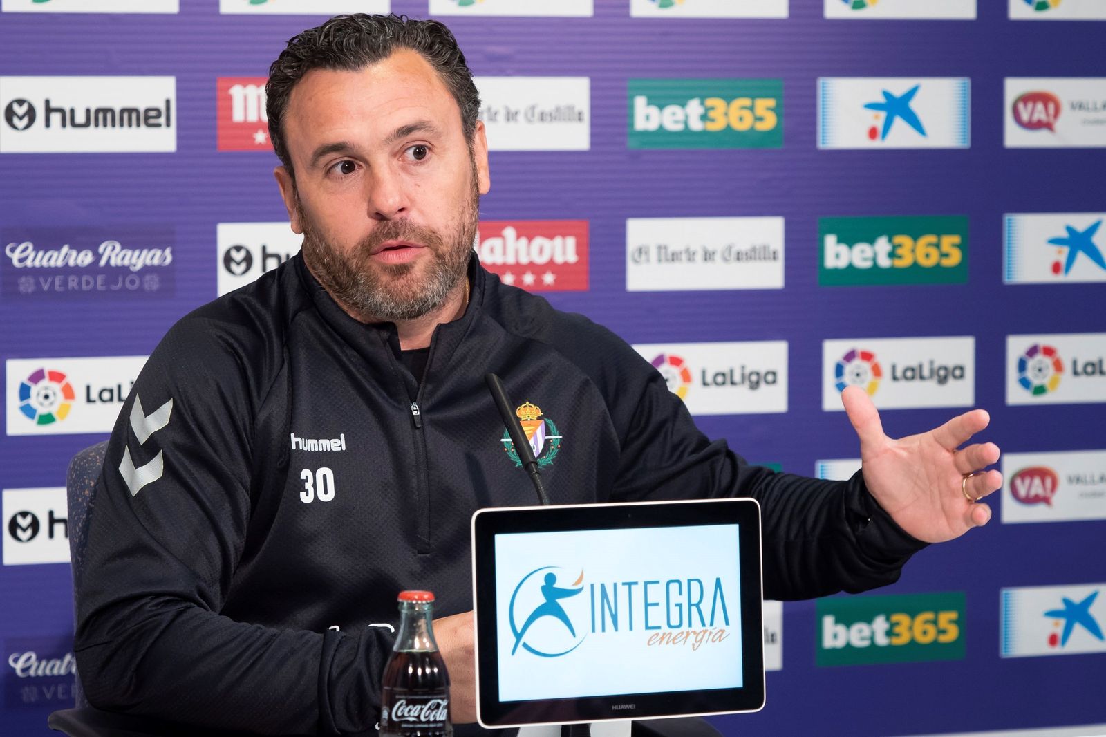 Sergio, durante una rueda de prensa con el Valladolid.