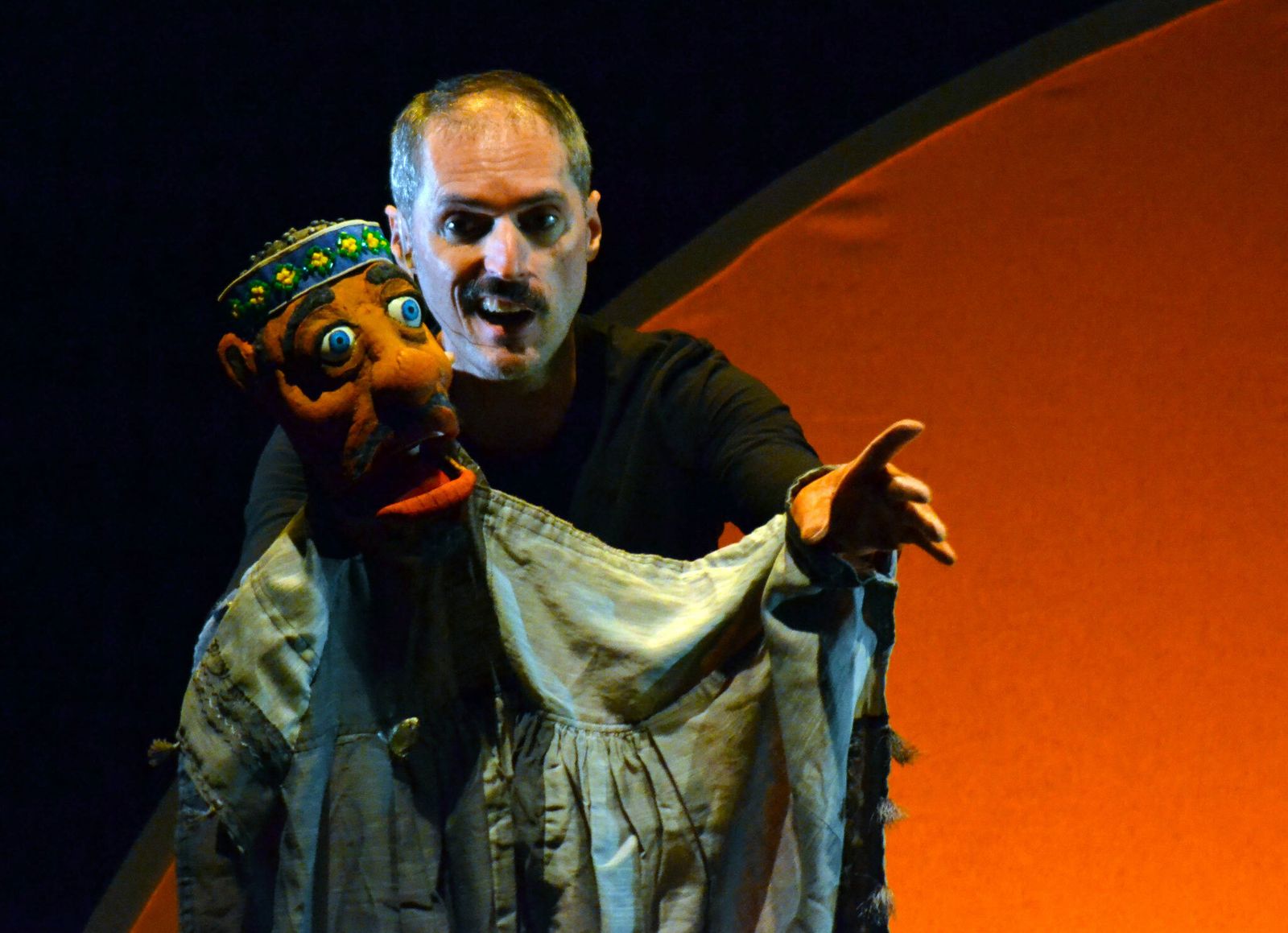 Monti Cruz, en una representación de ‘Ikún, la princesa del agua’.