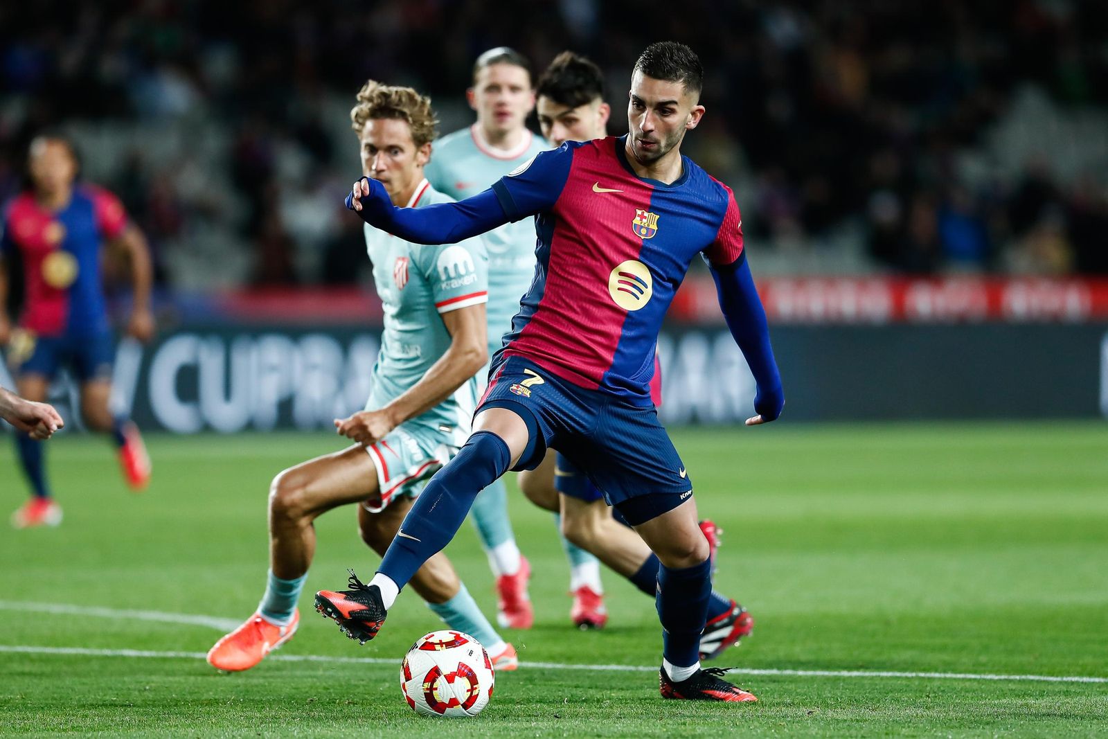 Las fotos del espectacular Barcelona - Atlético de Madrid