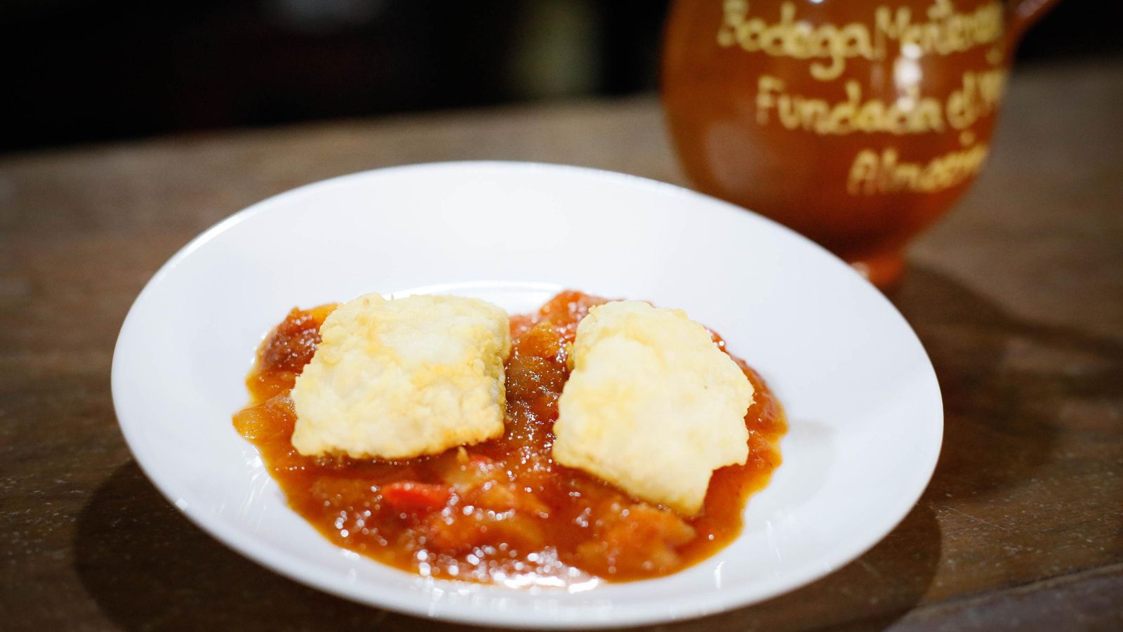 El bacalao con tomate, un clásico que no puede faltar.