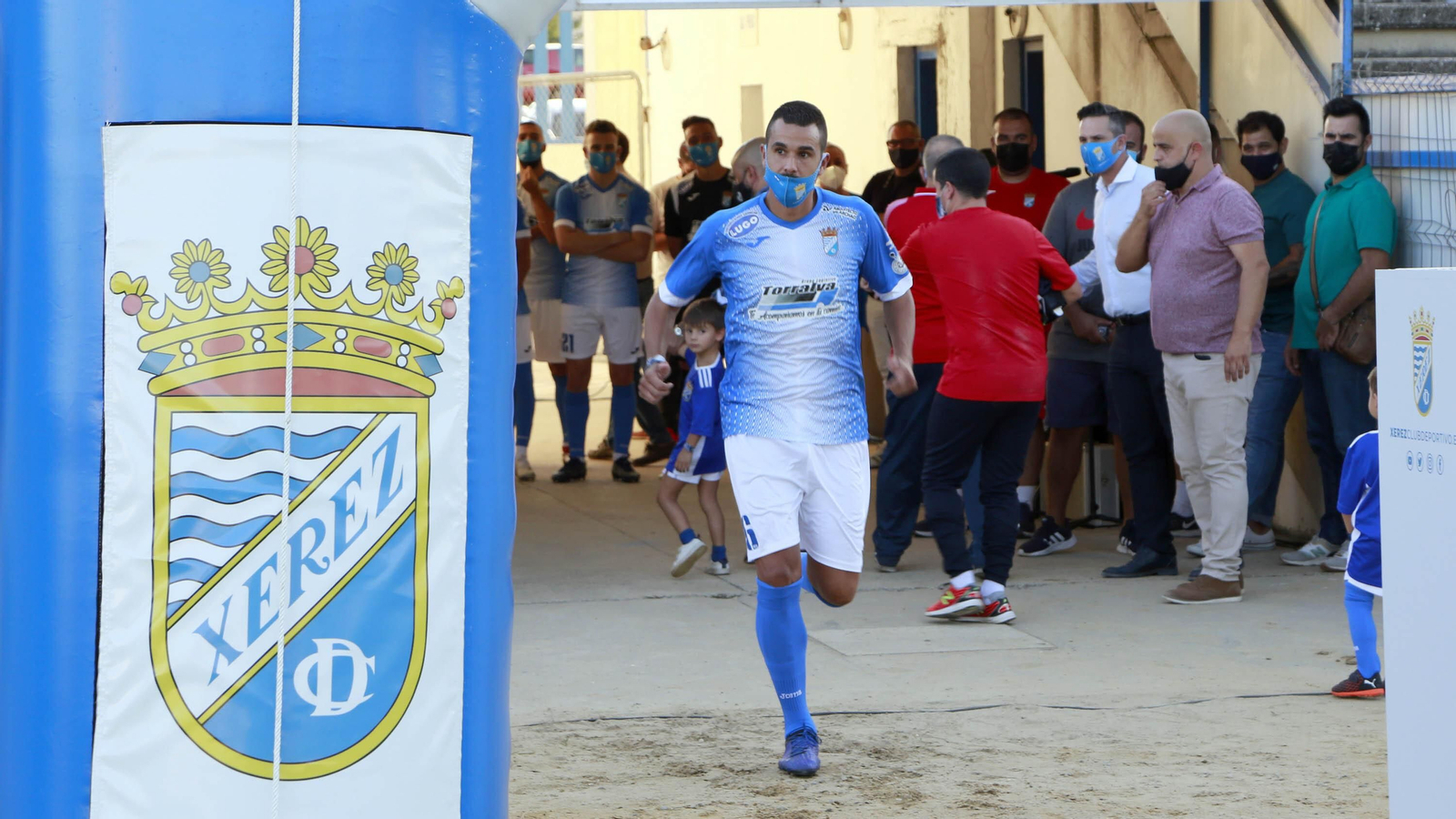 Imágenes de la presentación del Xerez CD y  Trofeo Feria de La Vendimia en La Juventud