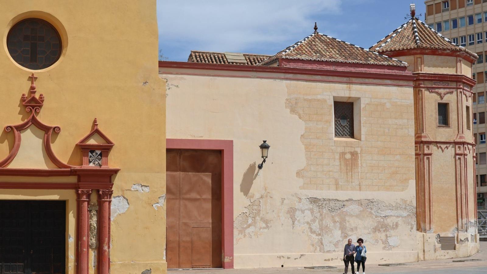 Estado de la fachada de la Iglesia de Santo Domingo. Estado de la fachada de la Iglesia de Santo Domingo.