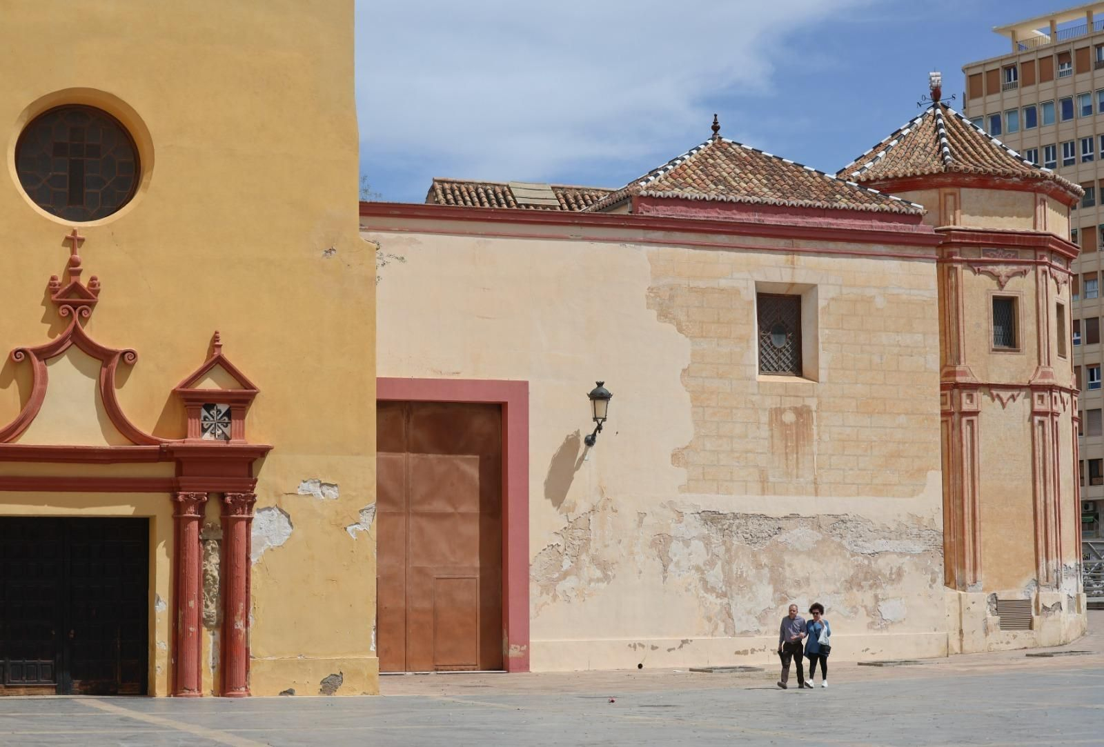 Estado de la fachada de la Iglesia de Santo Domingo. Estado de la fachada de la Iglesia de Santo Domingo.