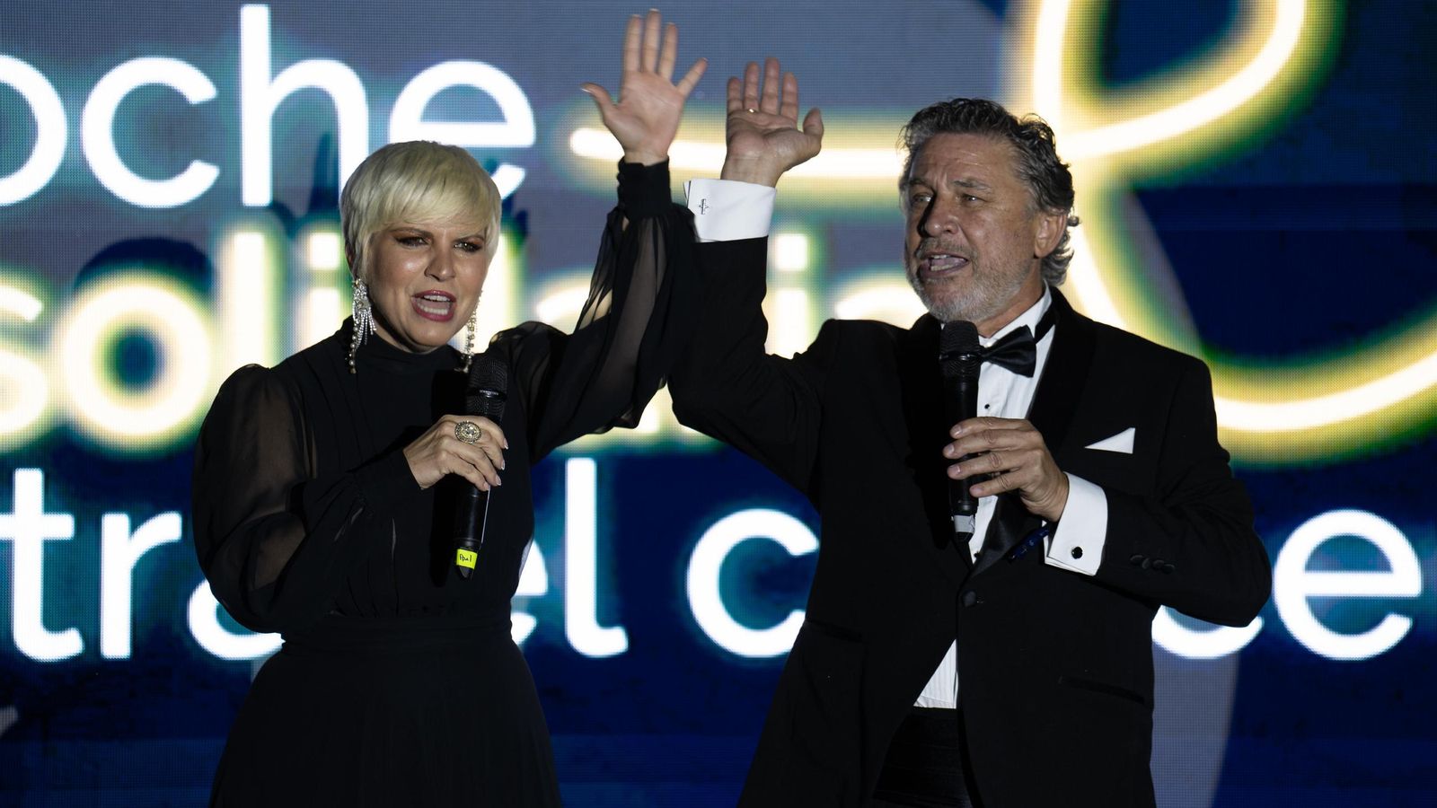 Pasión Vega y Joaquín Morales.