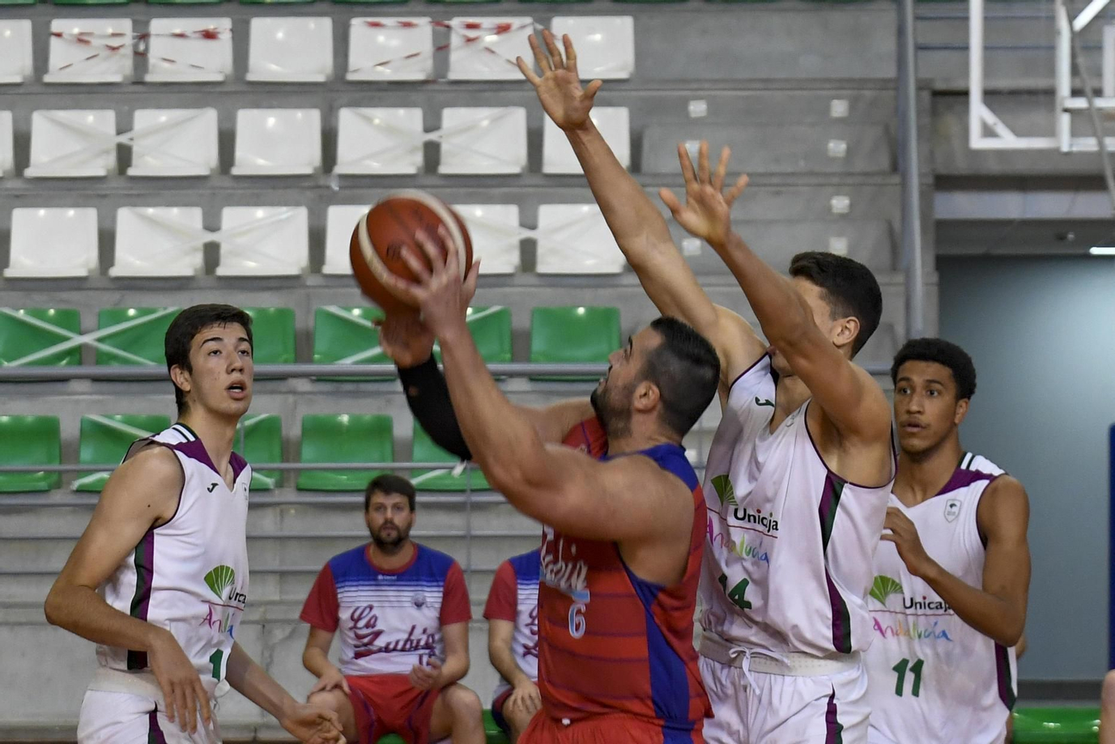 Las fotos del CB La Zubia-Unicaja