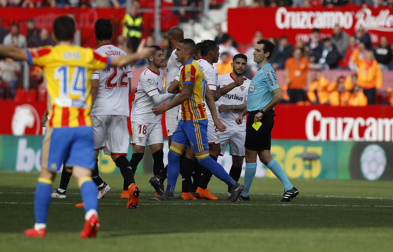 El Sevilla FC-Valencia, en imágenes