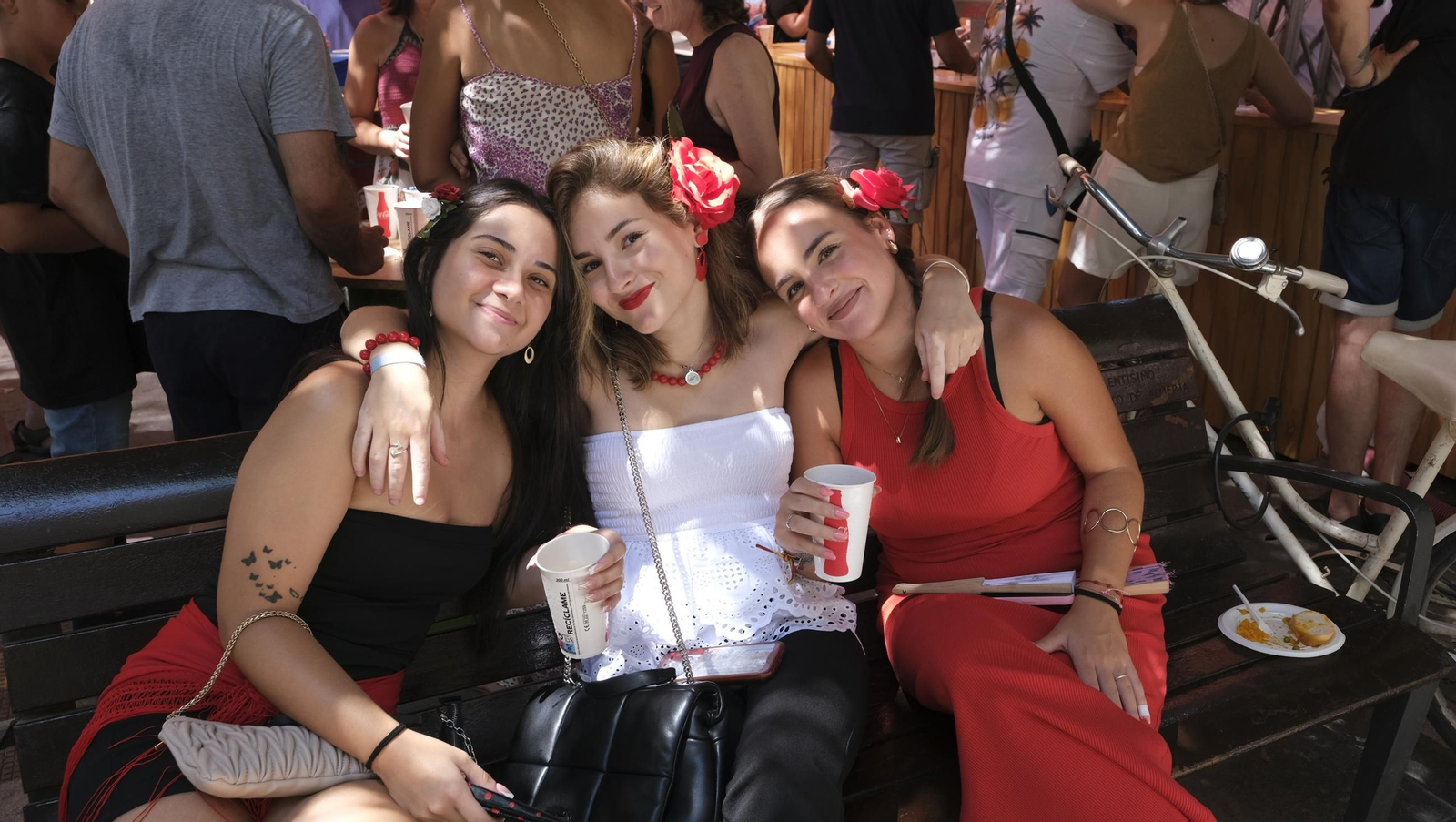 Las imágenes del lunes de la Feria del Mediodía en Almería