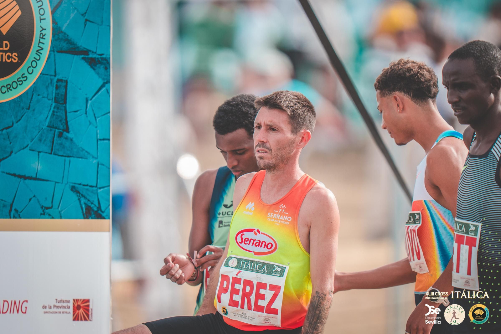 Búscate en las fotos del Cross de Itálica 2025 | 12