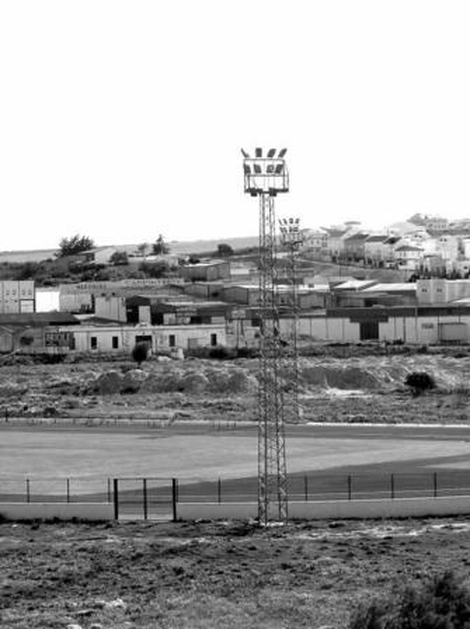 Al fondo, terrenos donde podría ubicarse el centro deportivo de alto rendimiento.
