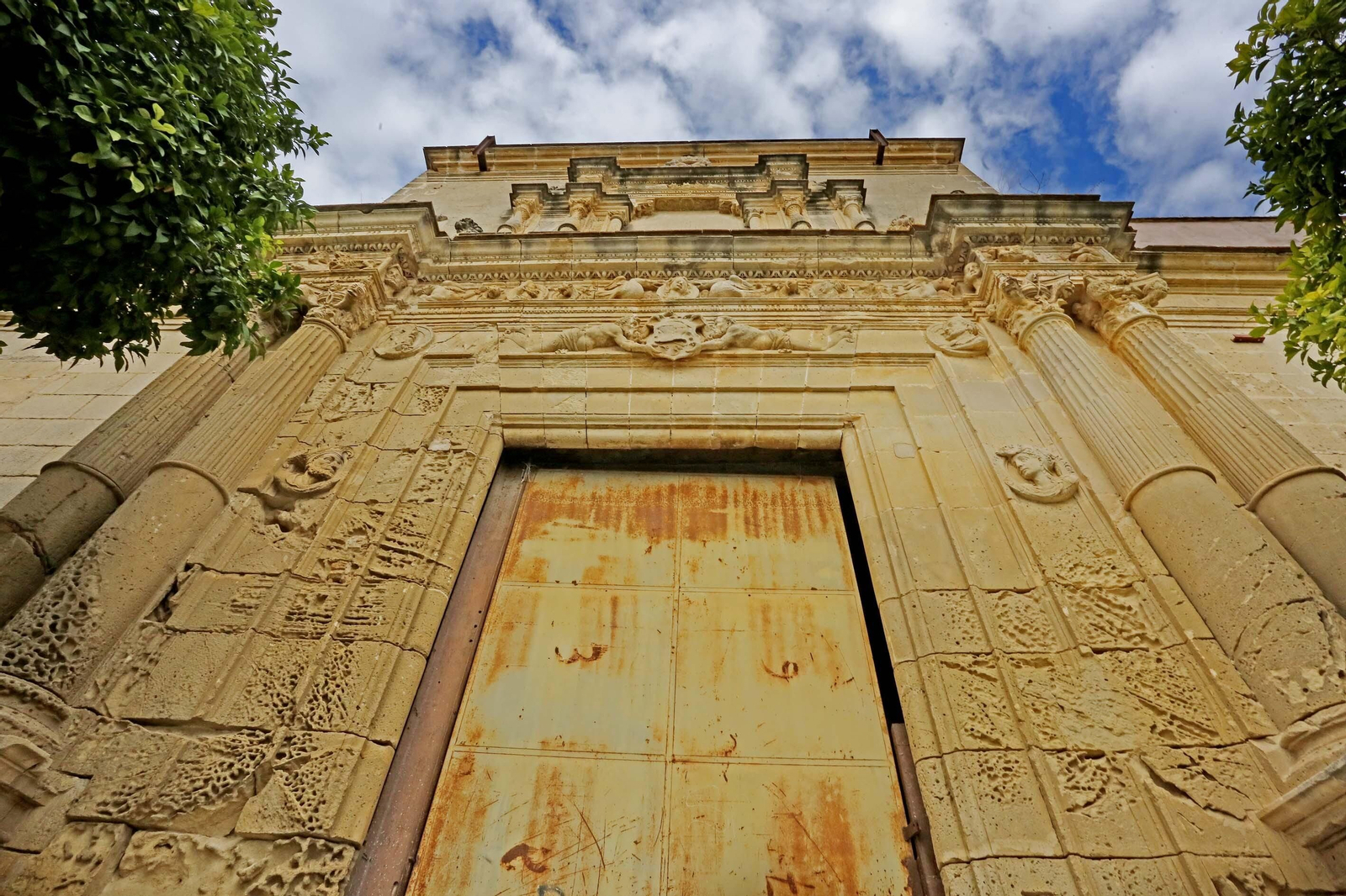 Estado actual del palacio Riquelme en Jerez