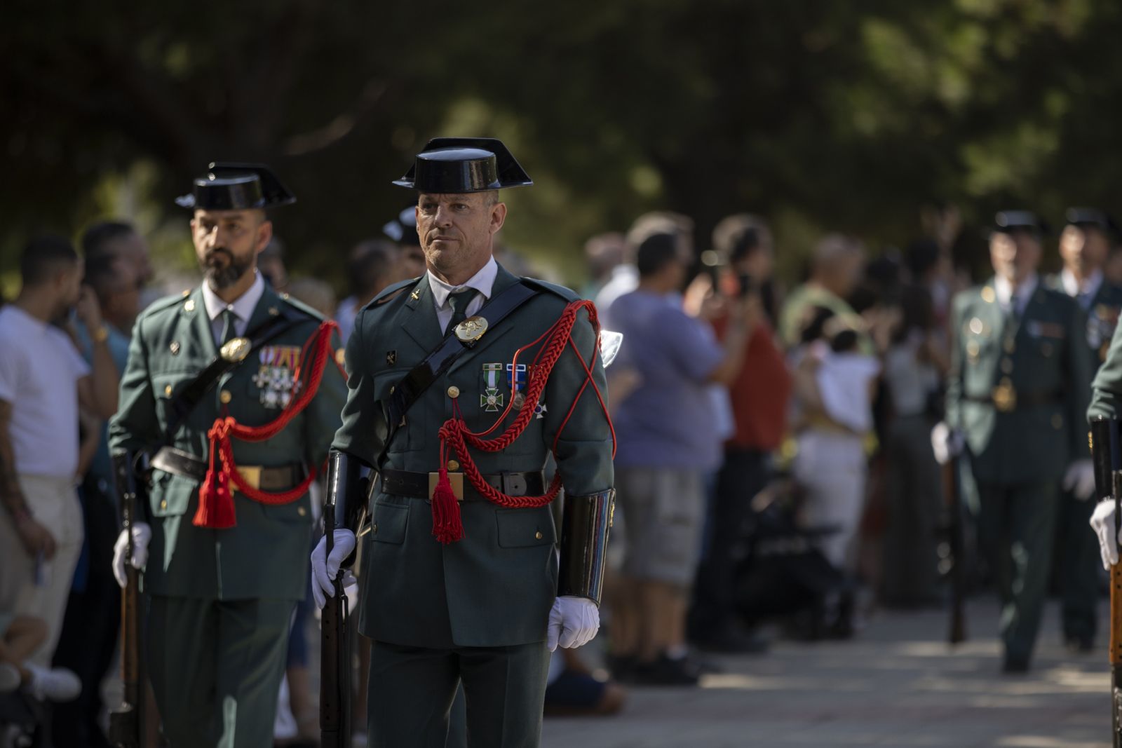 Imágenes de los actos de celebración de la festividad de la patrona de la Guardia Civil, la Virgen del Pilar.