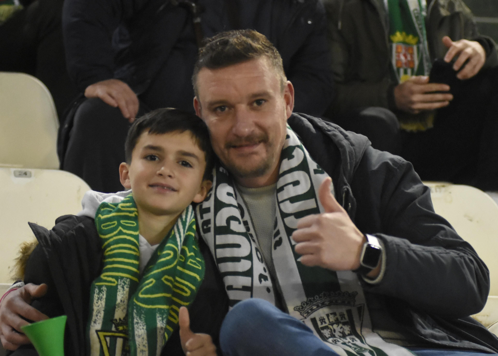 Las mejores fotos del gran ambiente en El Arcángel para el Córdoba CF - CD Castellón