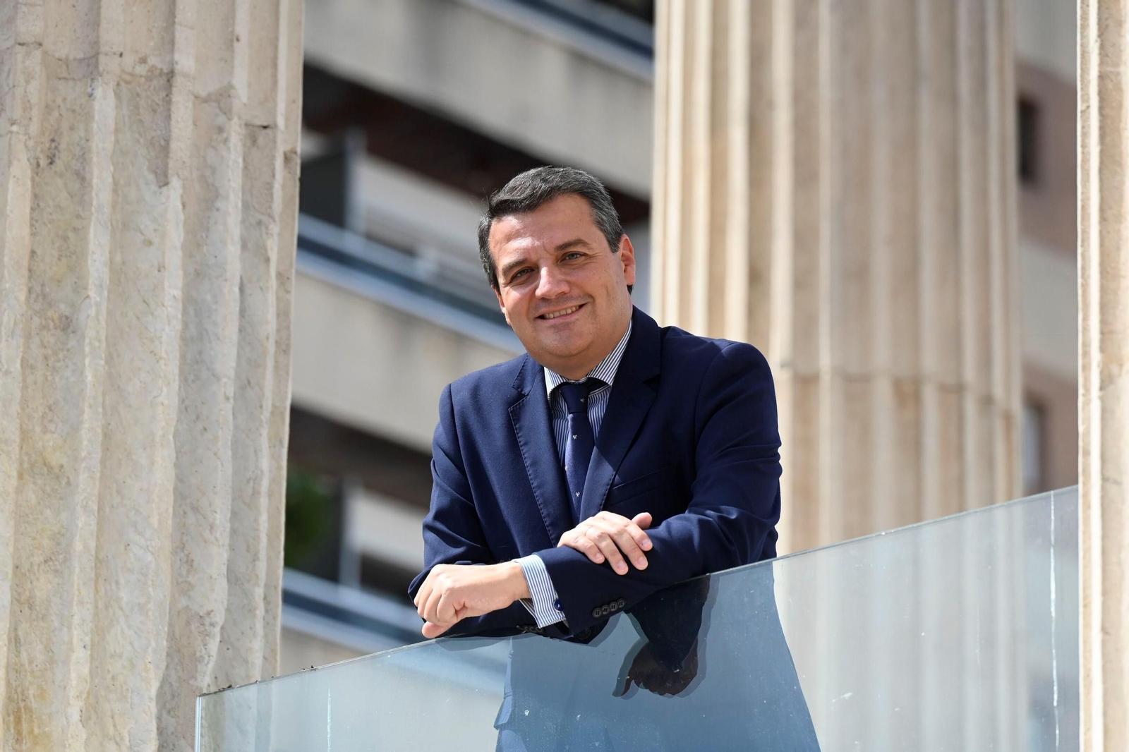 El alcalde de Córdoba, José María Bellido, en el Templo Romano