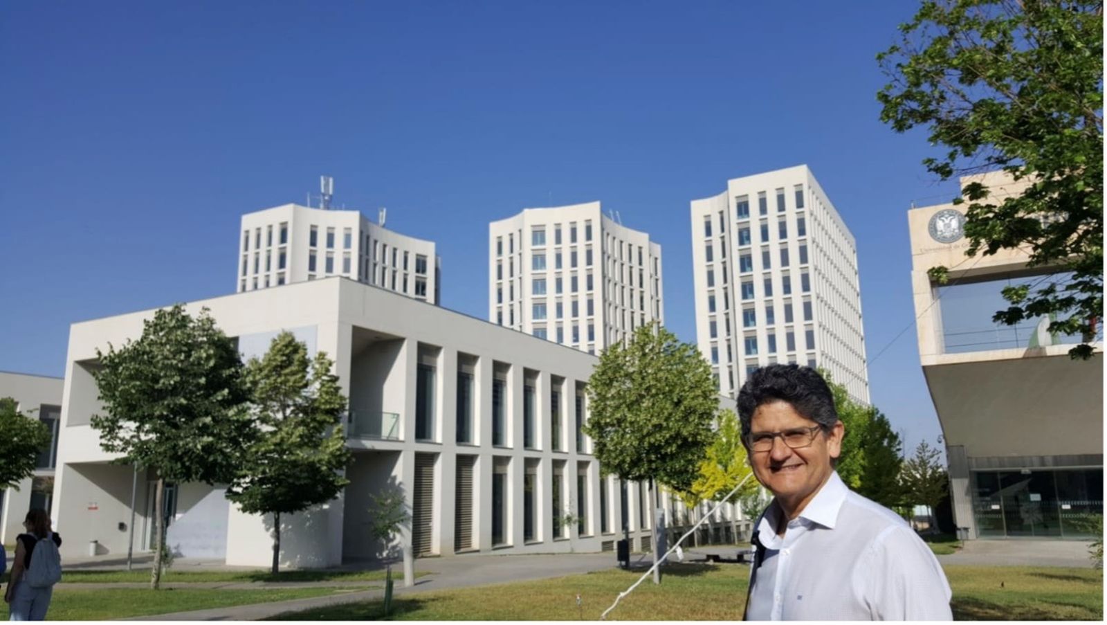 El Catedrático de Historia de la Ciencia de la UGR, Alfredo Menéndez Navarro