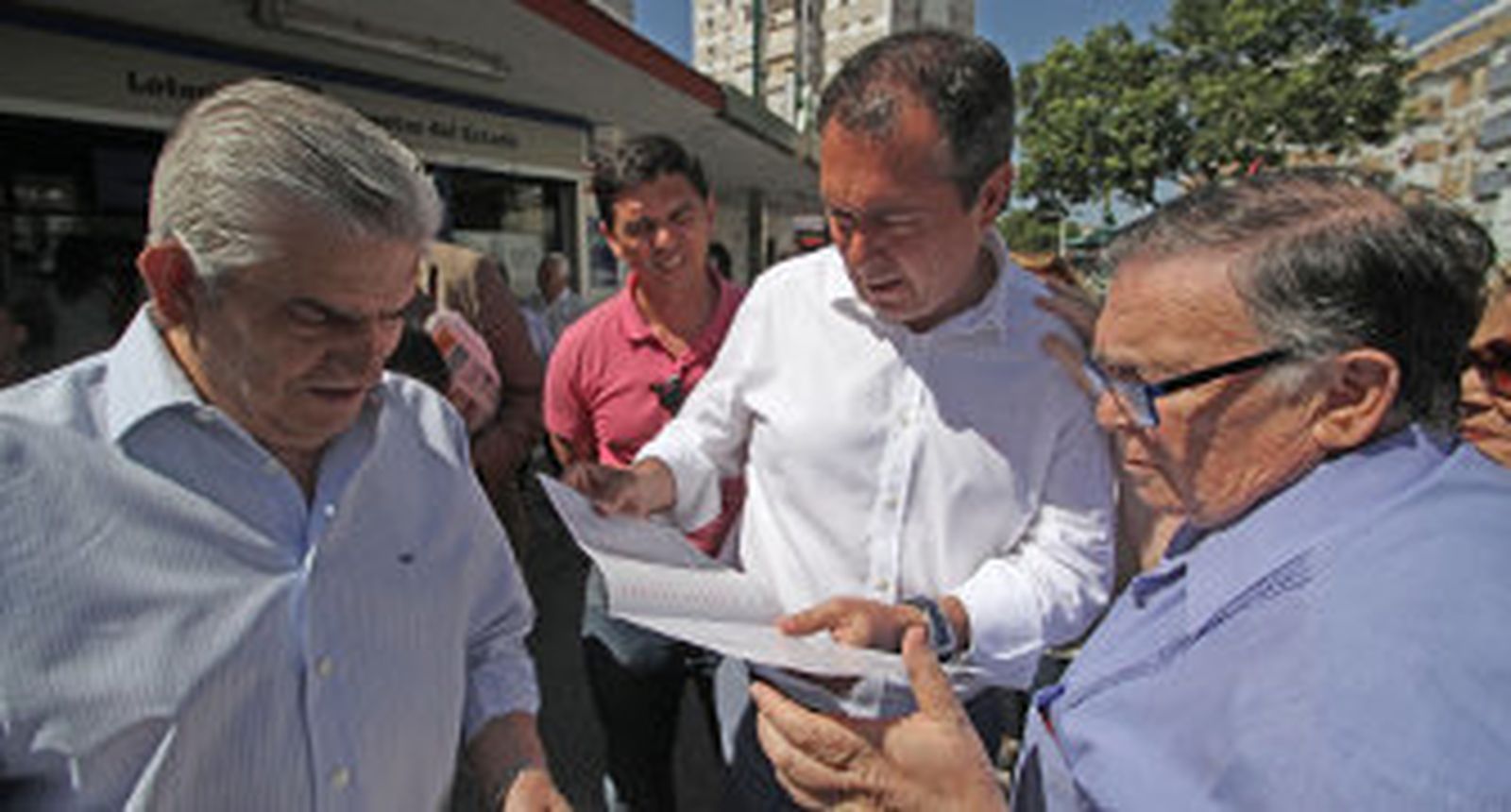 Espadas reabrirá las piscinas del Tiro de Línea y de Virgen de los Reyes