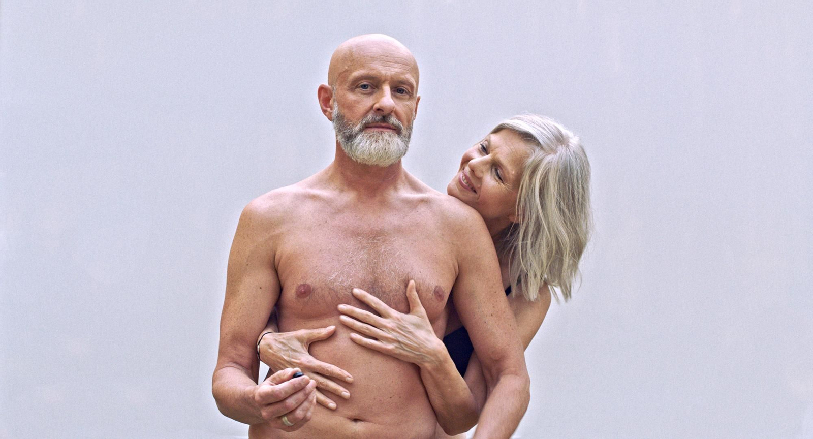 Los protagonistas de 'El lago salado', la actriz Katarzyna Butowtt y el actor Jacek Poniedziałek.