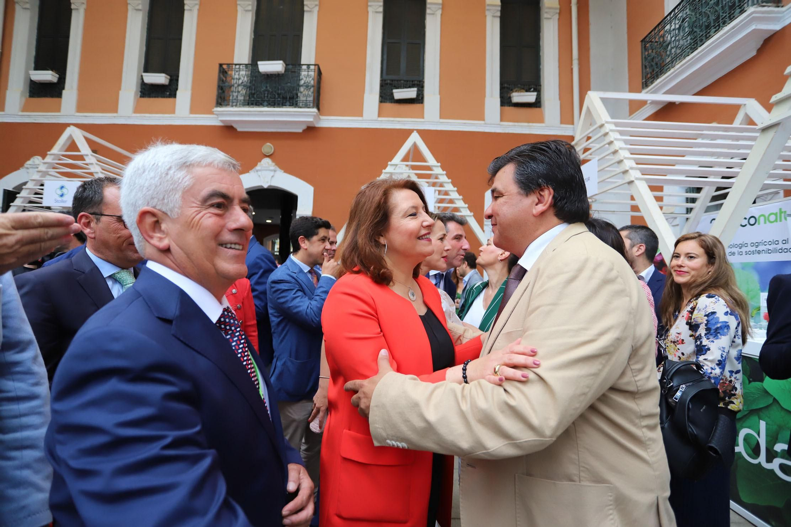 Imágenes de la inauguración del V Congreso de Frutos rojos