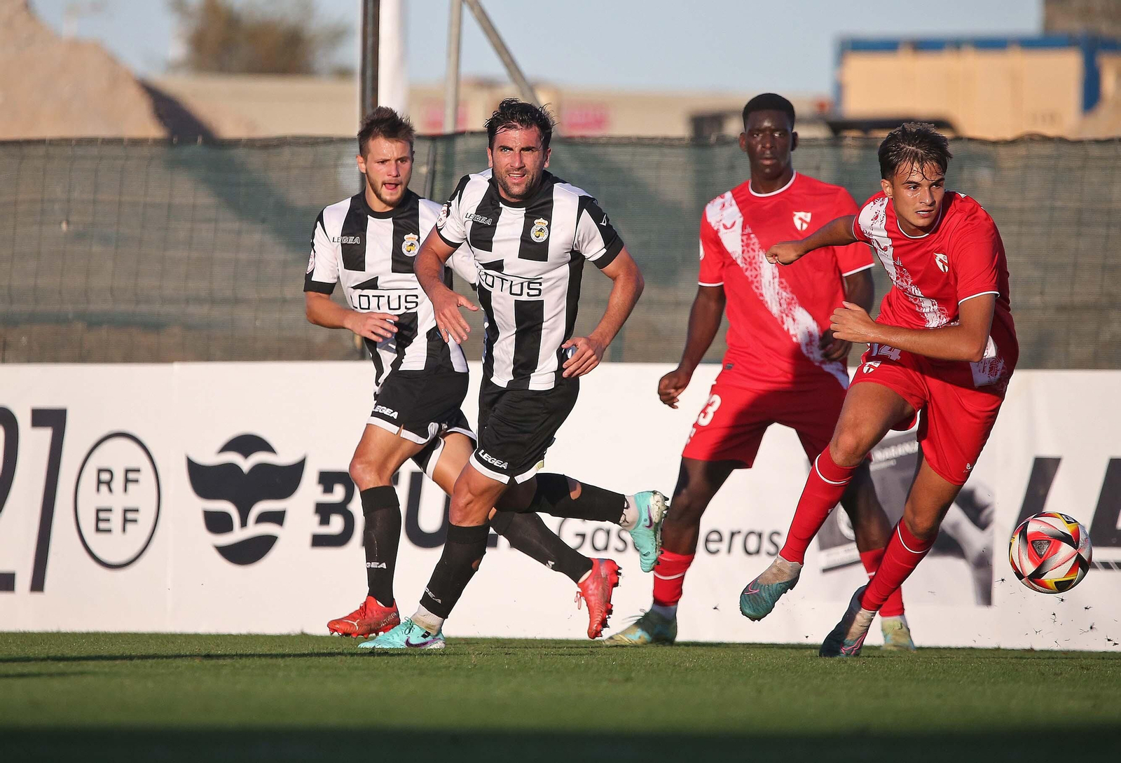 Las mejores fotos del Balona - Sevilla Atlético