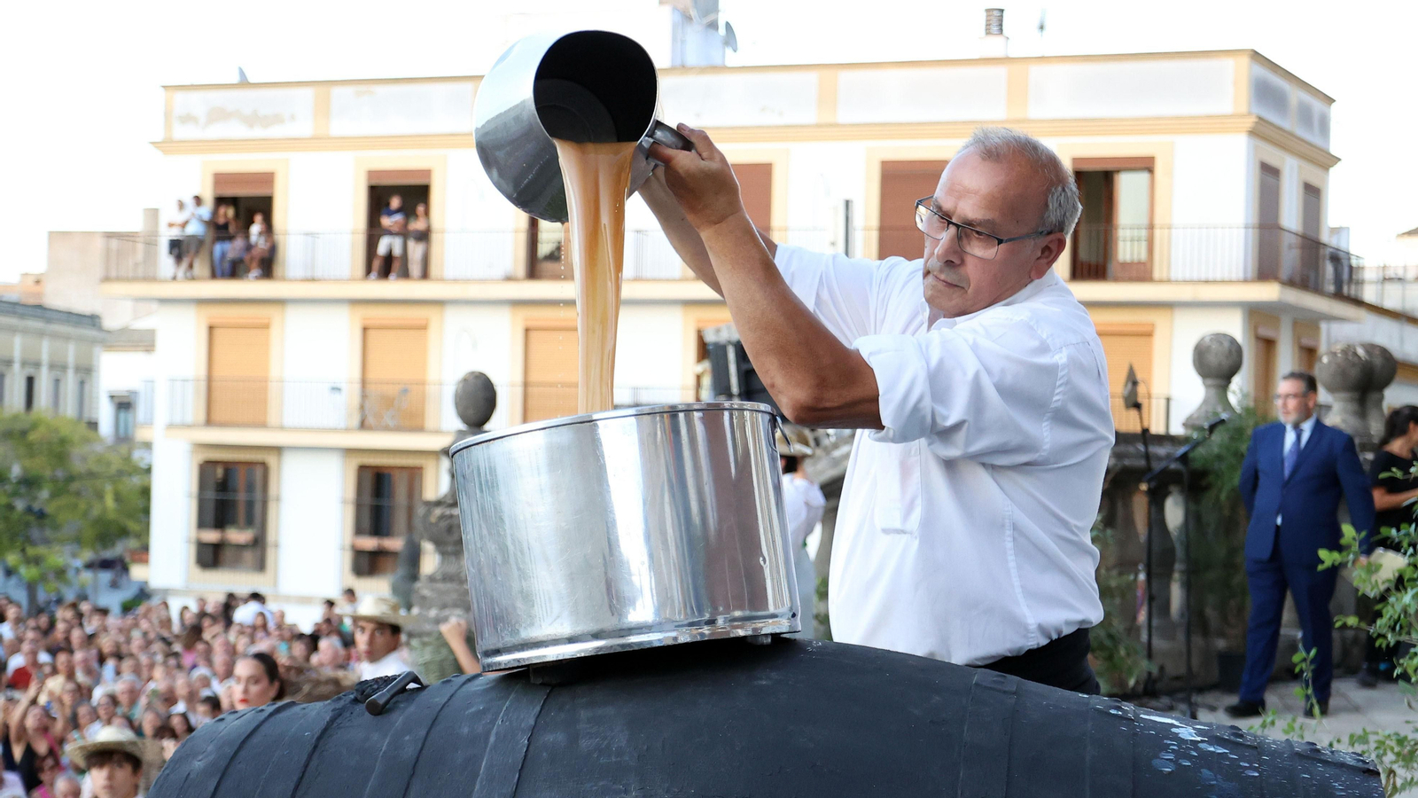 Tradicional Pisa de la Uva en la Catedral de Jerez 2023