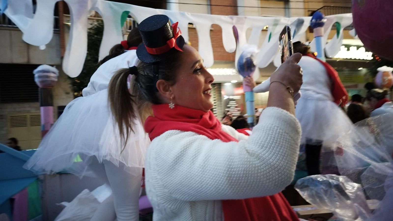 Las calles de Vélez-Málaga se llenan para recibir a los Reyes Magos