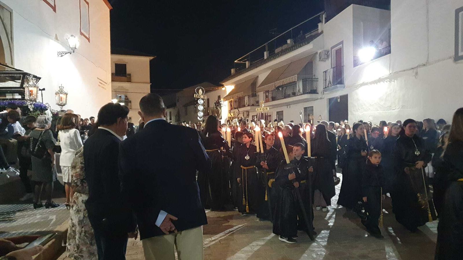 Viernes Santo en Castro del Río: A los pies del Santo Sepulcro