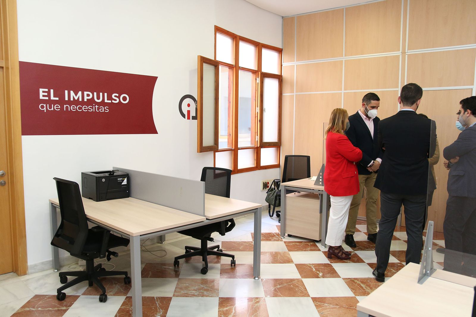 Fotogalería de la inauguración del Centro Municipal de Emprendimiento Empresarial 'Ingenia Center'
