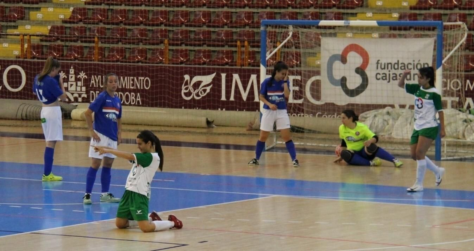 África Lozano celebra un gol con el Deportivo Córdoba. África Lozano celebra un gol con el Deportivo Córdoba.