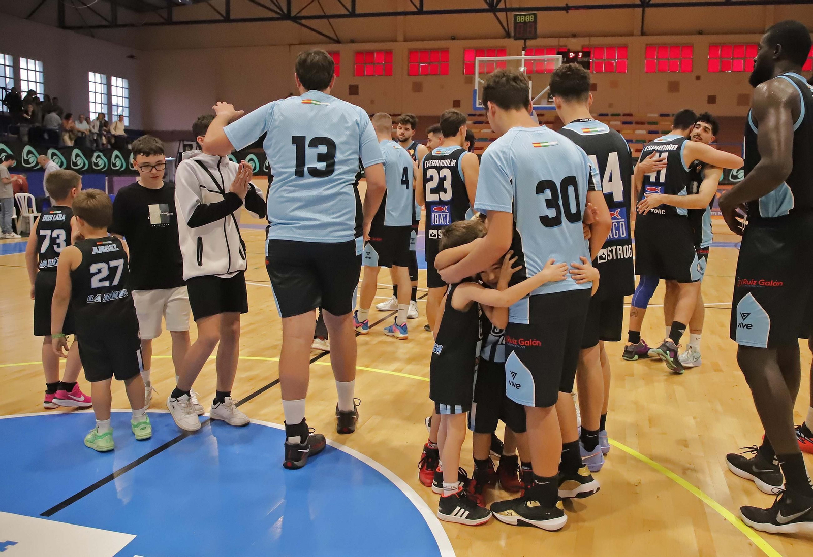 Las fotos del ULB - Jaén CB de Tercera FEB