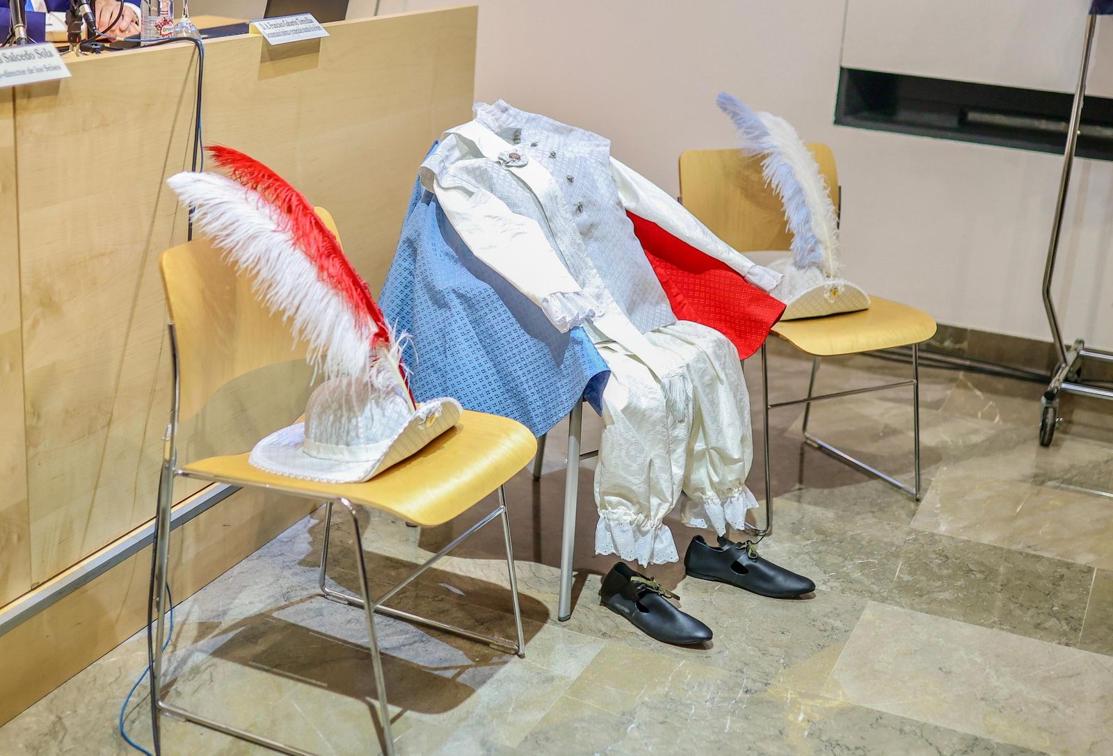 Galería: así son los trajes de los nuevos seises de la Catedral de Granada