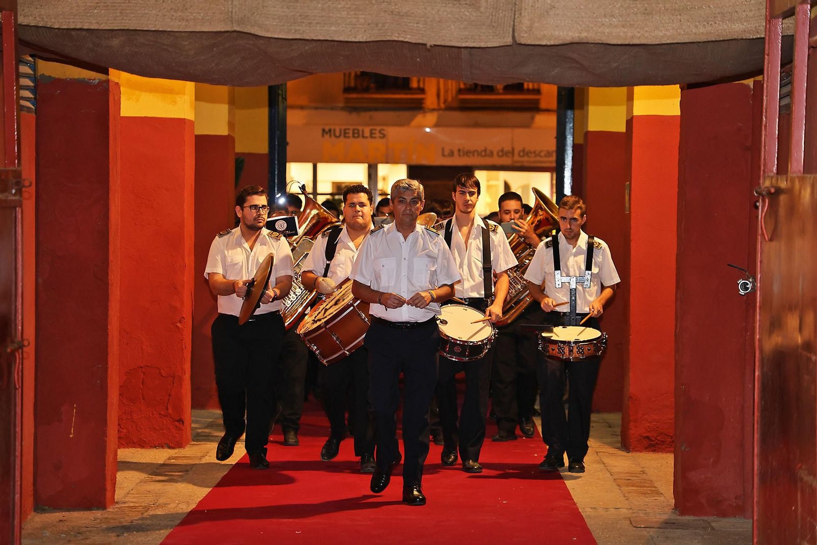 Imágenes del ambiente en la entrega de la XXXII edición de los premios taurinos "El Cabezo"