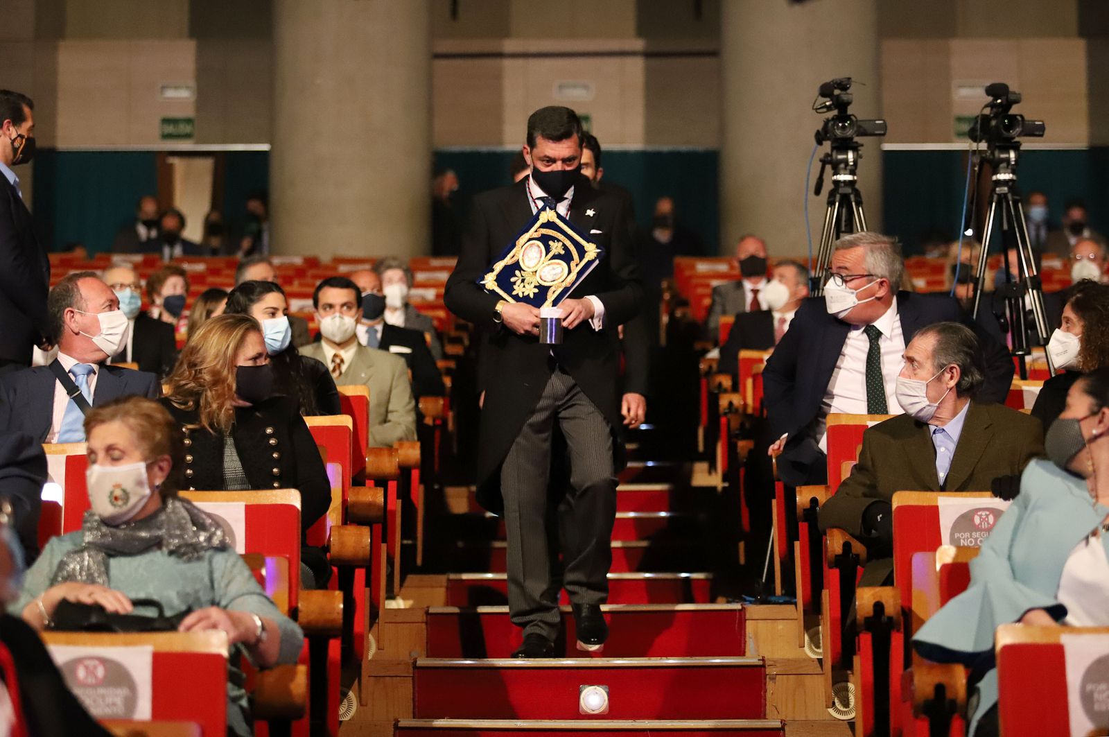 Imágenes del Pregón de la Semana Santa de Huelva 2021 de Eduardo Sugrañes