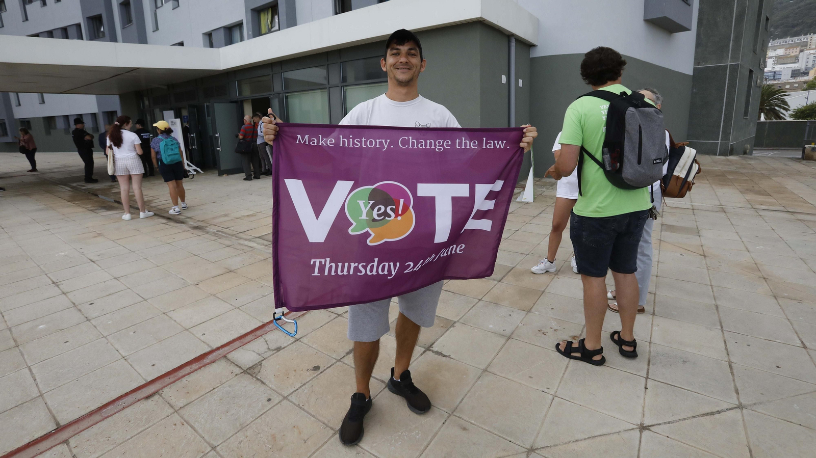 Las fotos del referéndum en Gibraltar sobre la legalización del aborto