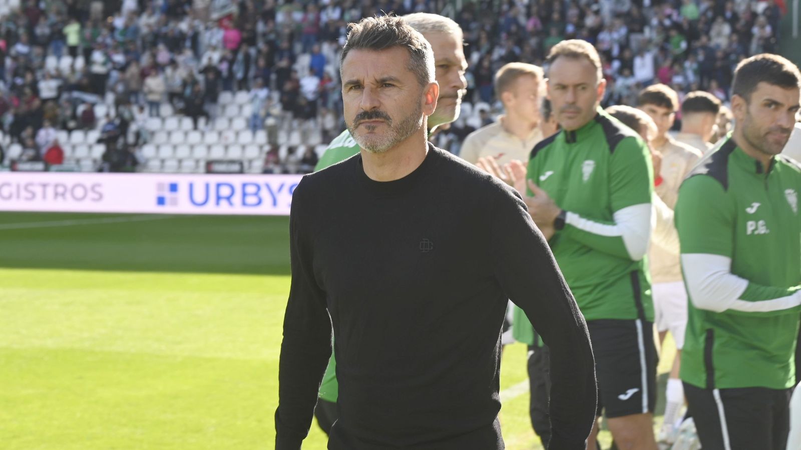 Iván Ania, técnico del Córdoba CF, antes de un partido en El Arcángel.