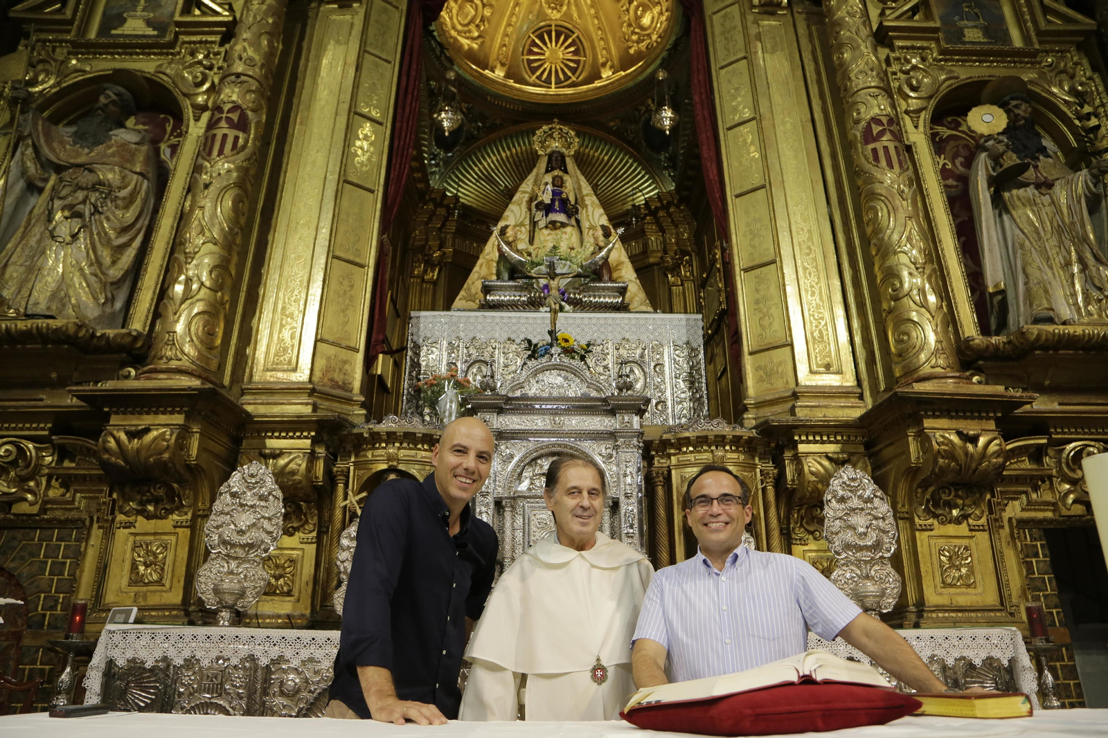 Salvador Gutiérrez, el padre Juan Carlos Mancebo y Juan Antonio Capote son los creadores del documental.