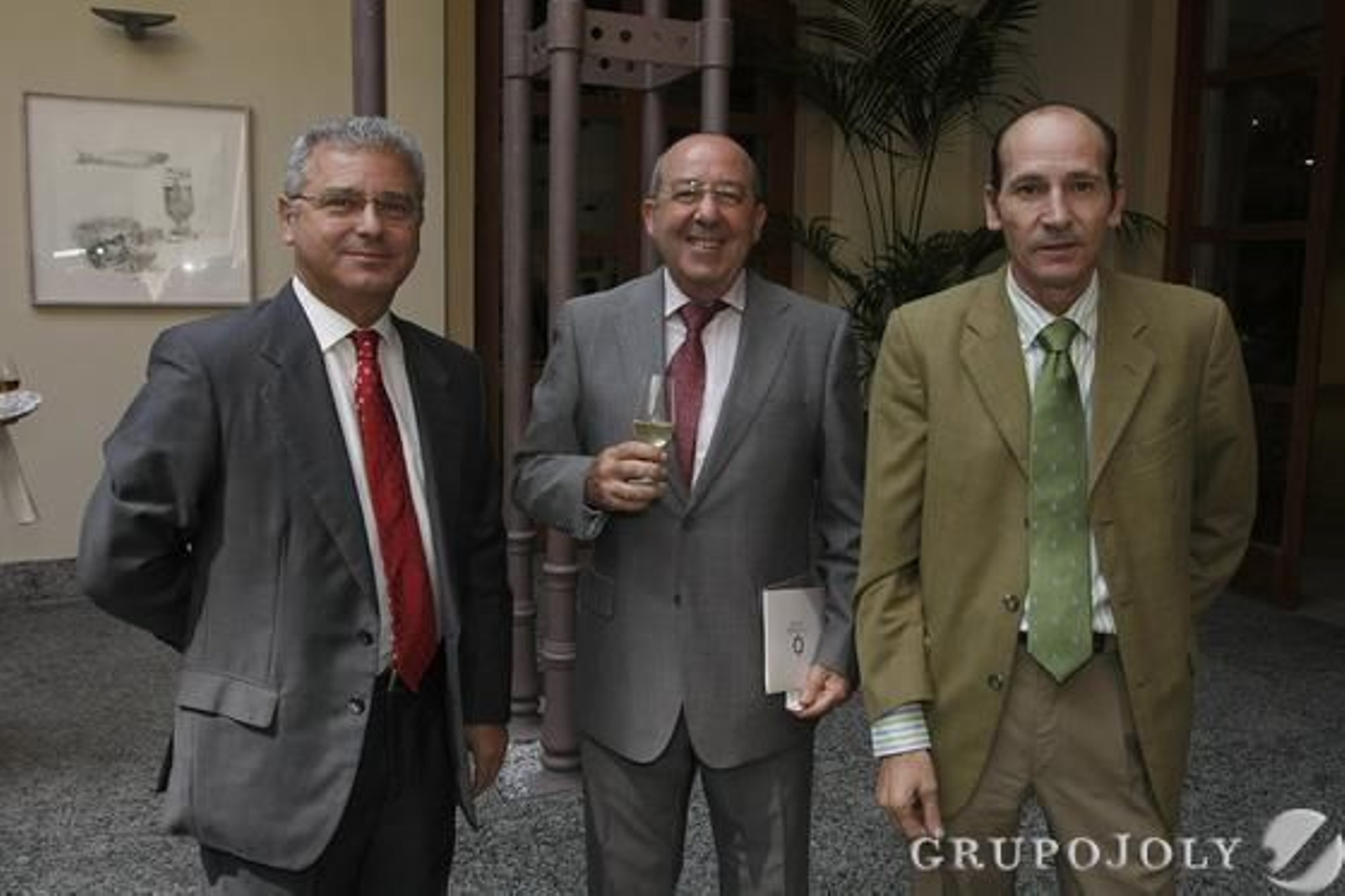 Tadeo Martínez, Francisco González Lloret, Francisco Pérez Sánchez, de la empresa de reciclaje de residuos urbanos Verinsur. 

Foto: Julio Gonzalez-Joaquin Pino-Jose Braza