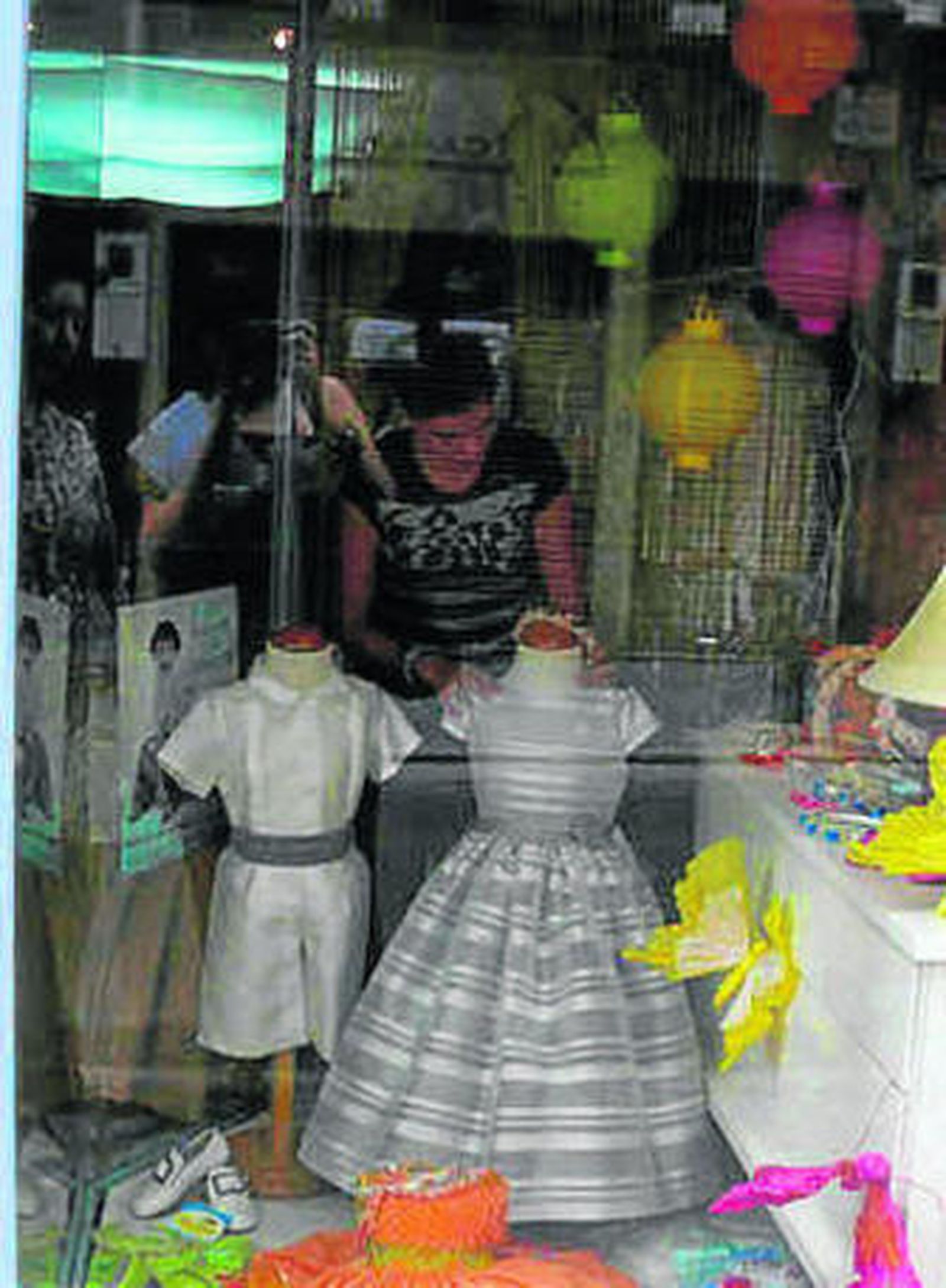 Zapatos con las iniciales grabadas