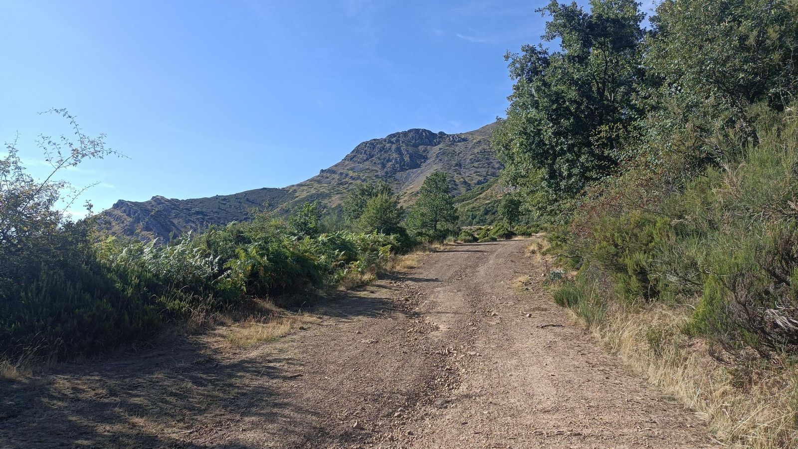 Cuestas hacia el Collado del Campurrial.