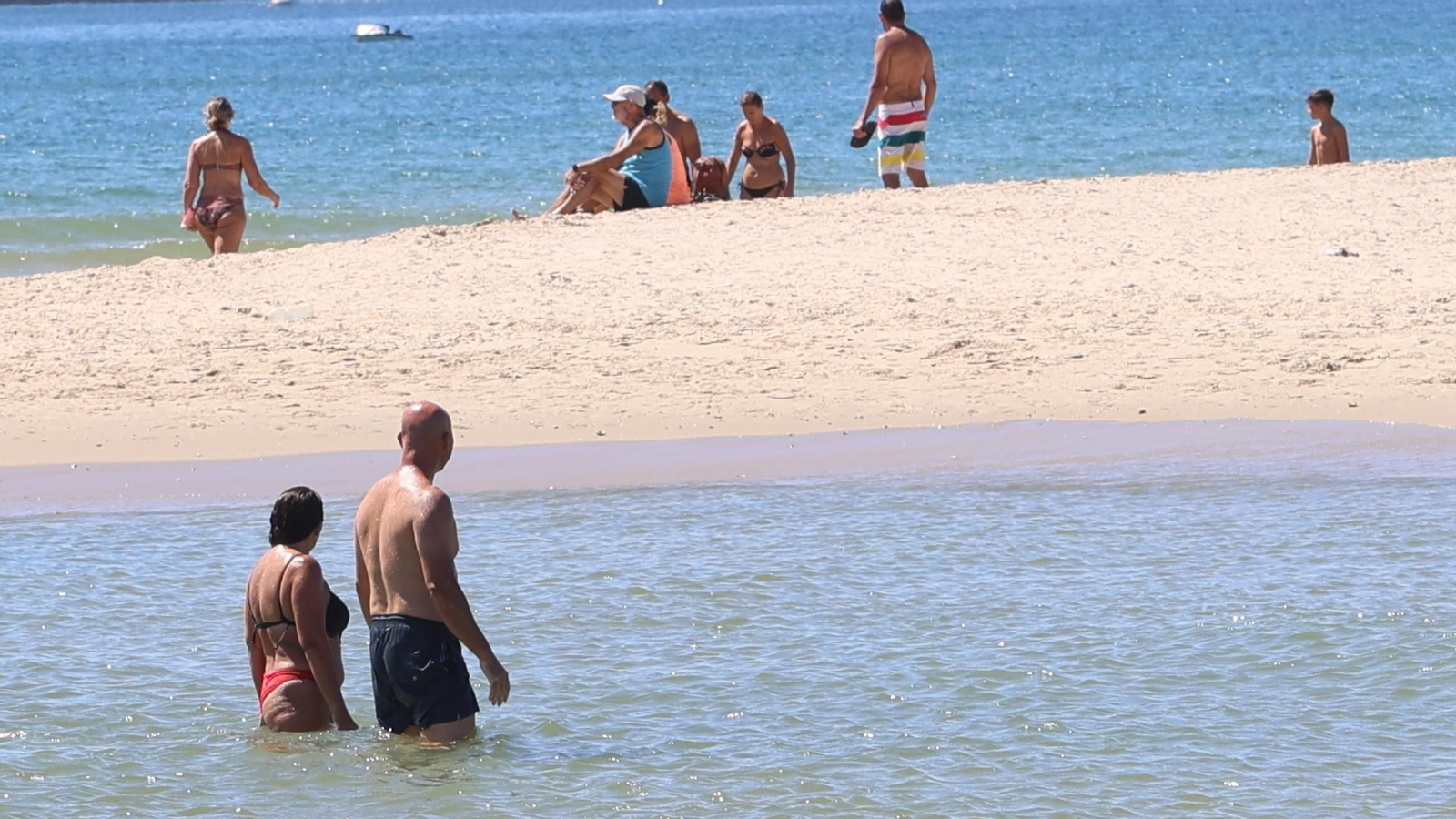 Las fotos del último domingo de playa de agosto en el Campo de Gibraltar