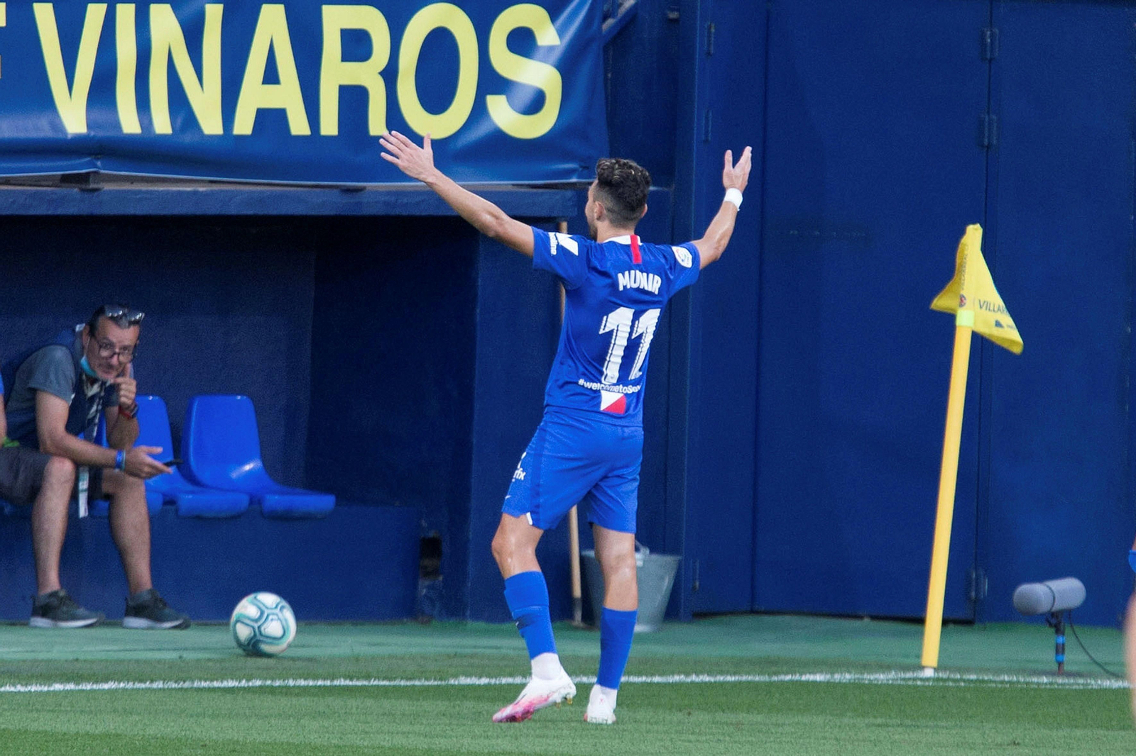 Munir celebra su espectacular tanto en el estadio de la Cerámica ante el Villarreal.