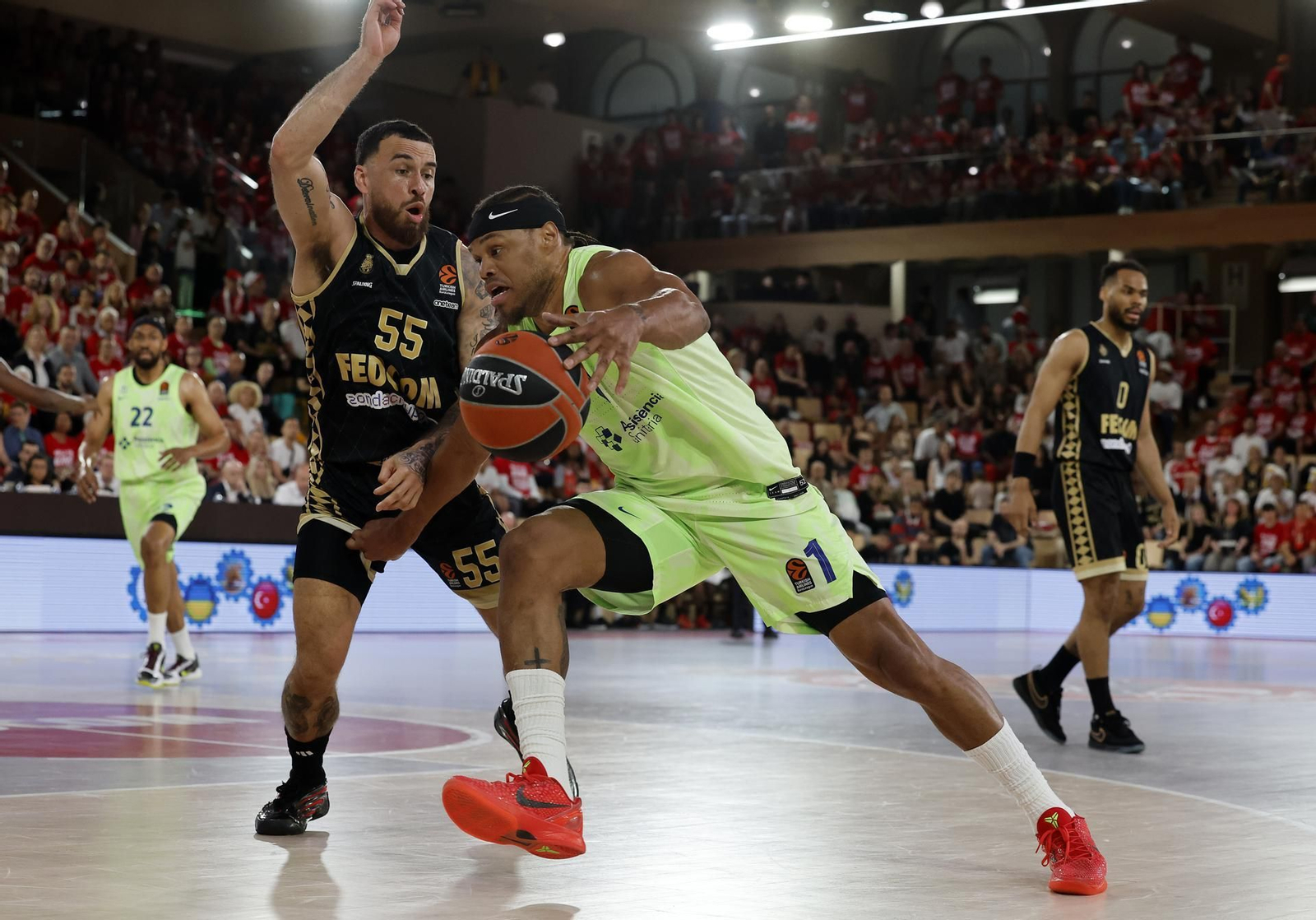 El Barça cede en Mónaco y se complica la vida en Euroliga