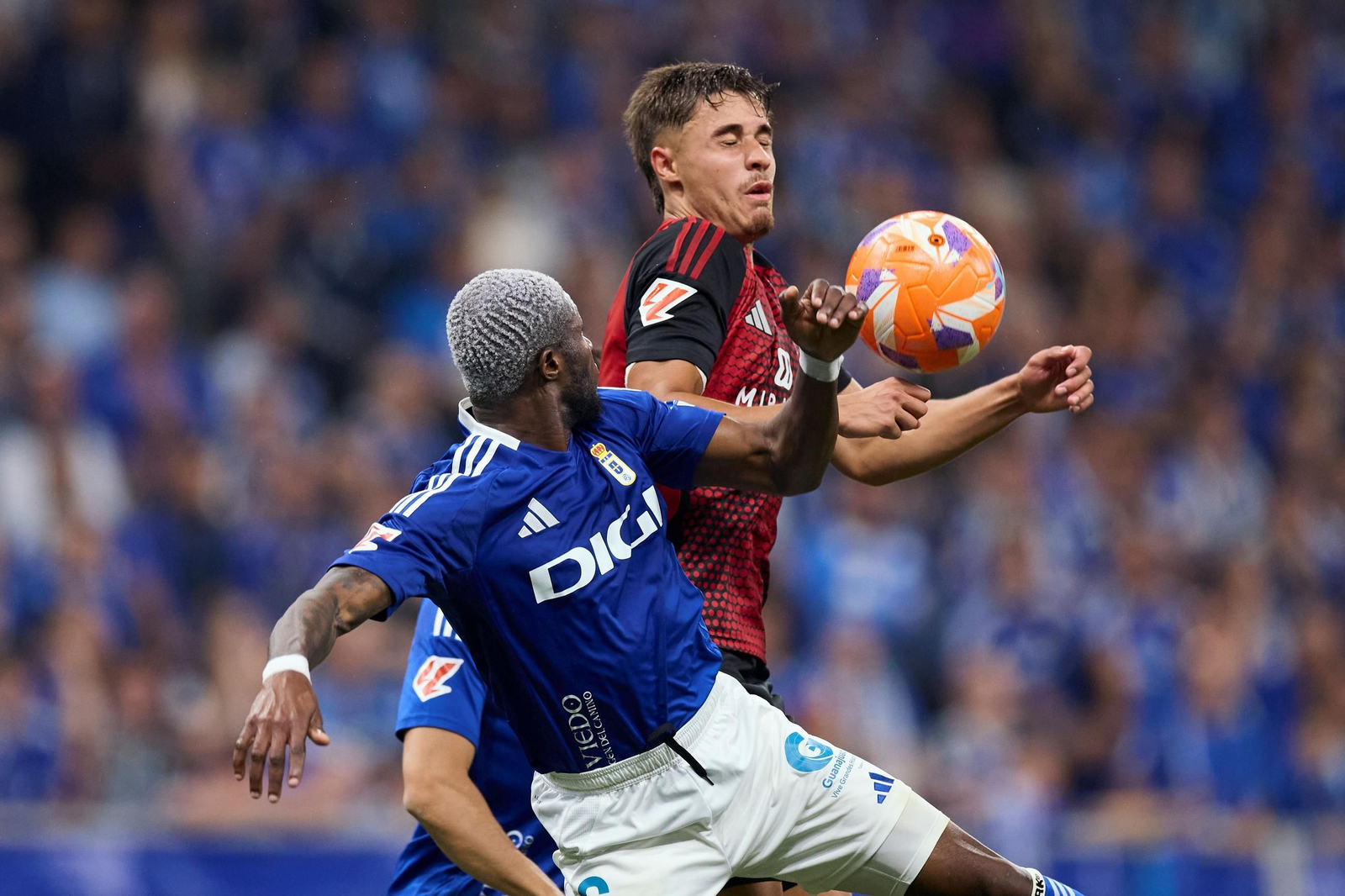 Las fotos del ascenso del Oviedo ante el Mirandés