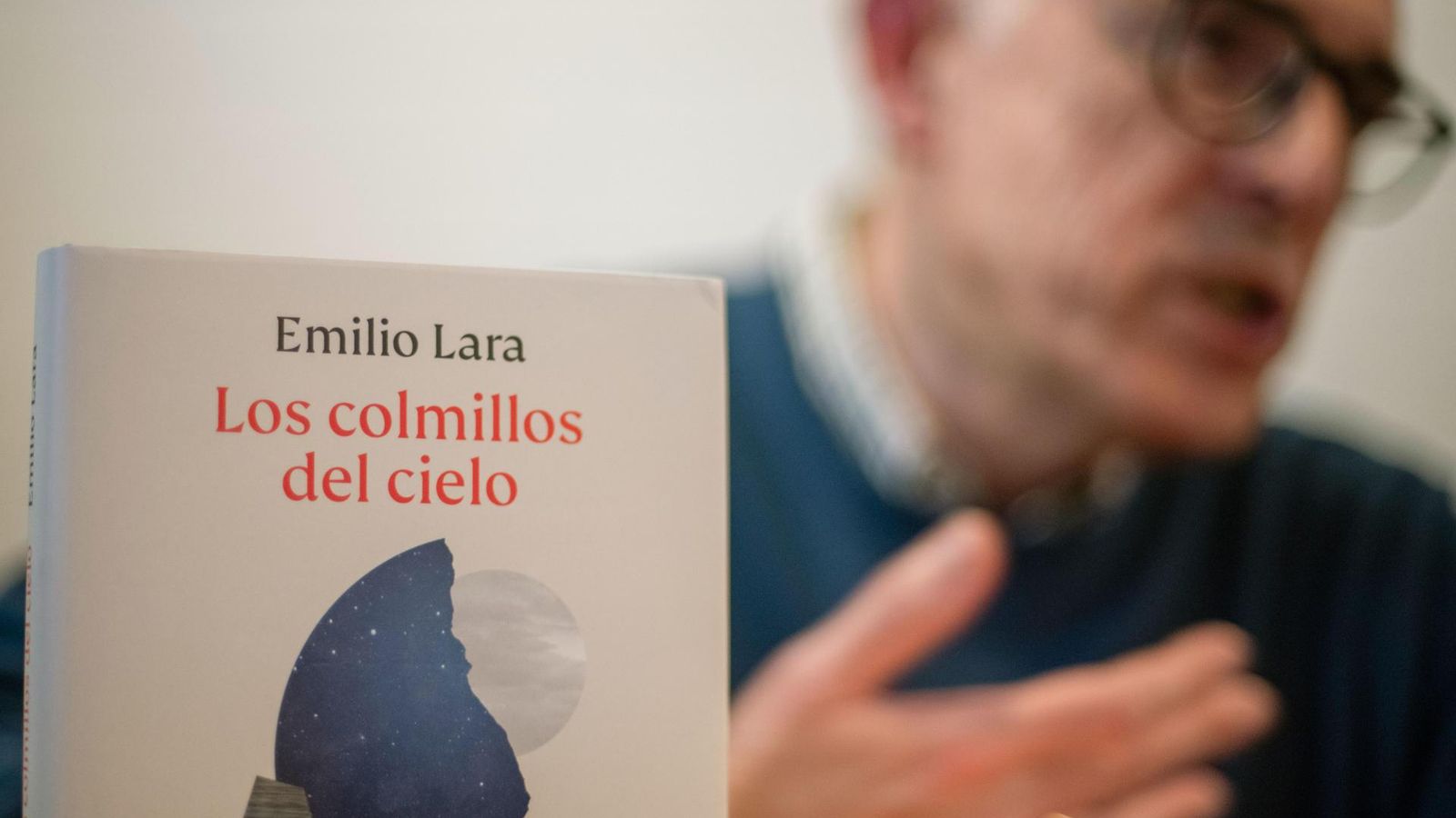 Emilio Lara desentraña en un ensayo las utopías a lo largo de la historia. Emilio Lara desentraña en un ensayo las utopías a lo largo de la historia.