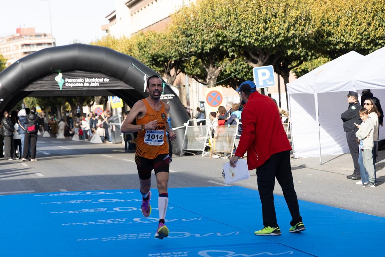En imágenes: multitudinaria e histórica XXIX Media Maratón 'Ciudad de Jaén' y 10k en memoria de Paco Manzaneda (2)