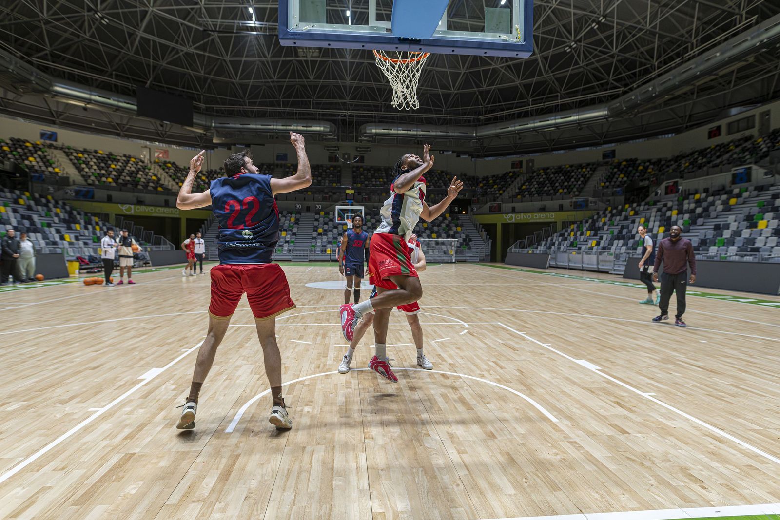 El conjunto jiennense prepara el importante duelo de este domingo.