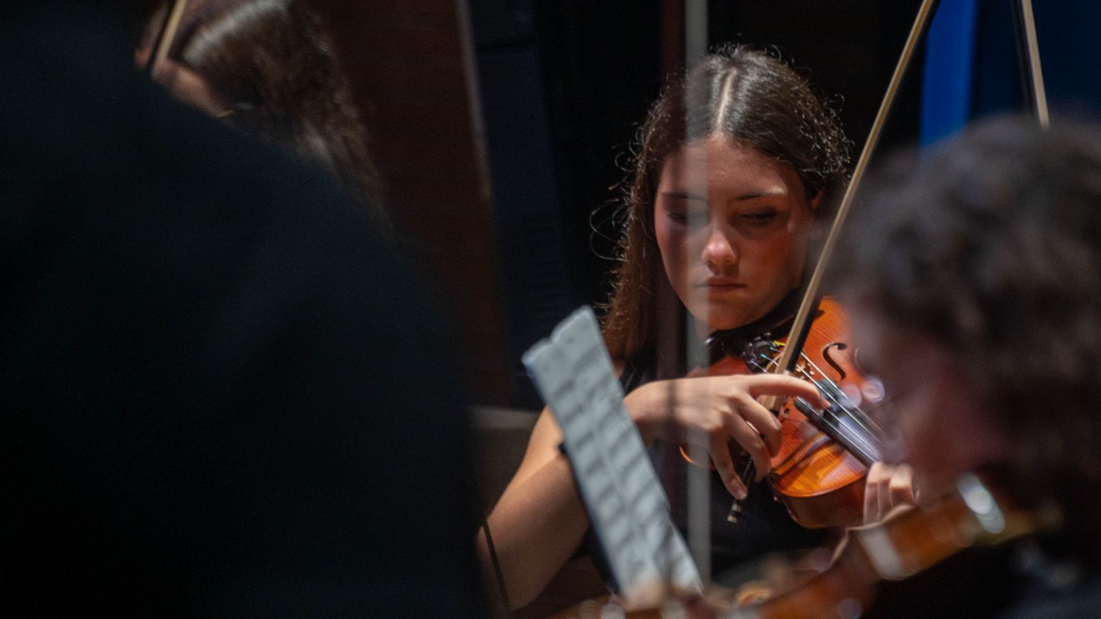 El concierto de la joven orquesta sinfónica de La Línea, en imágenes