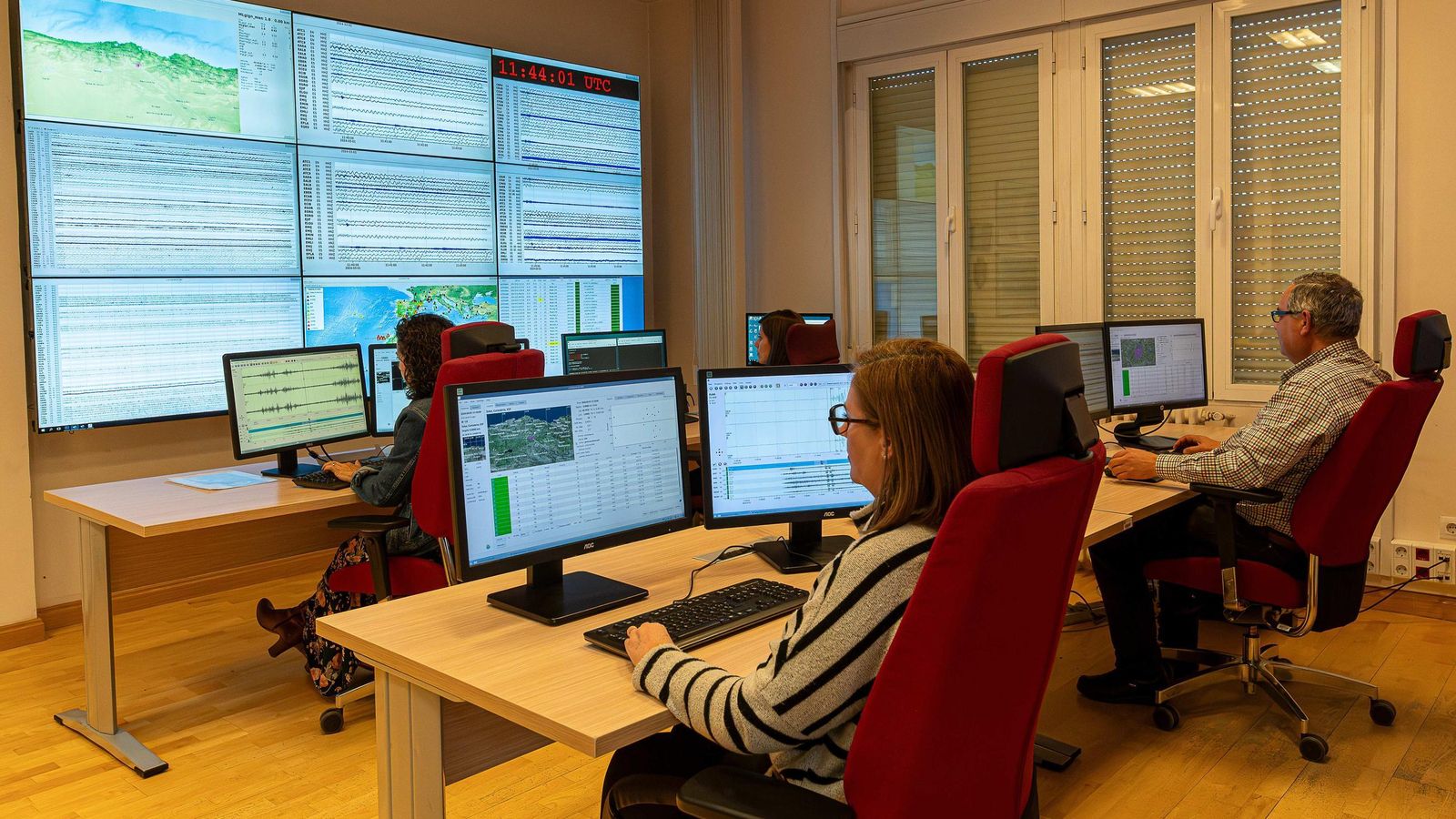 Centro de Recepción de Datos de la Red Sísmica Nacional, desde donde se emiten los mensajes de alertas sísmicas, volcánicas y de tsunamis