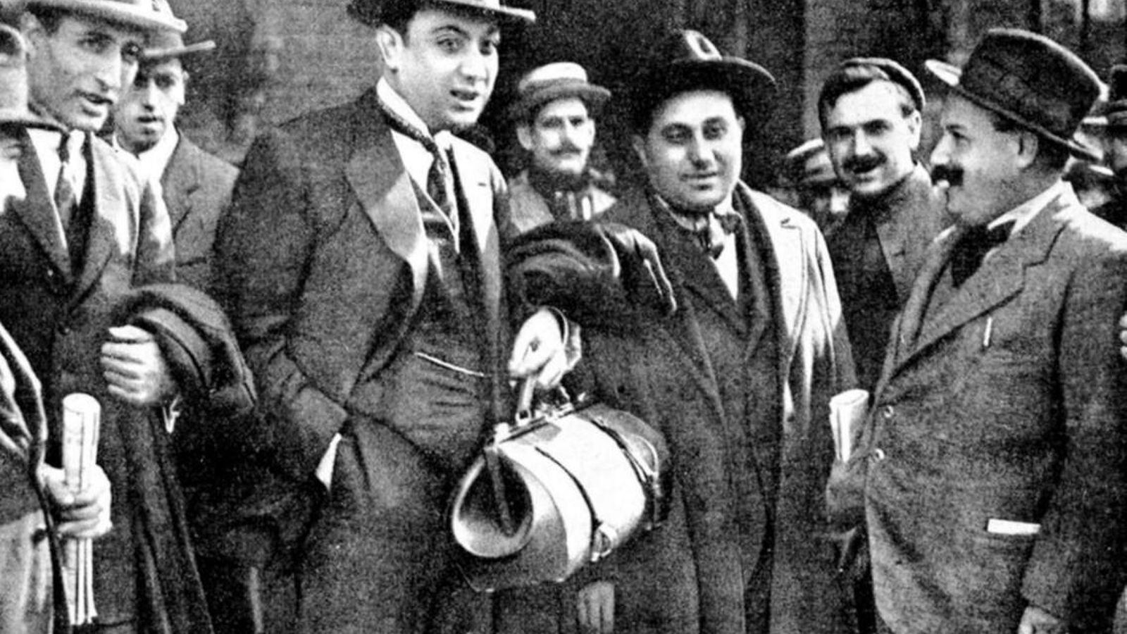 Salvador Seguí, el Noi del Sucre, asesinado por los pistoleros de la patronal.