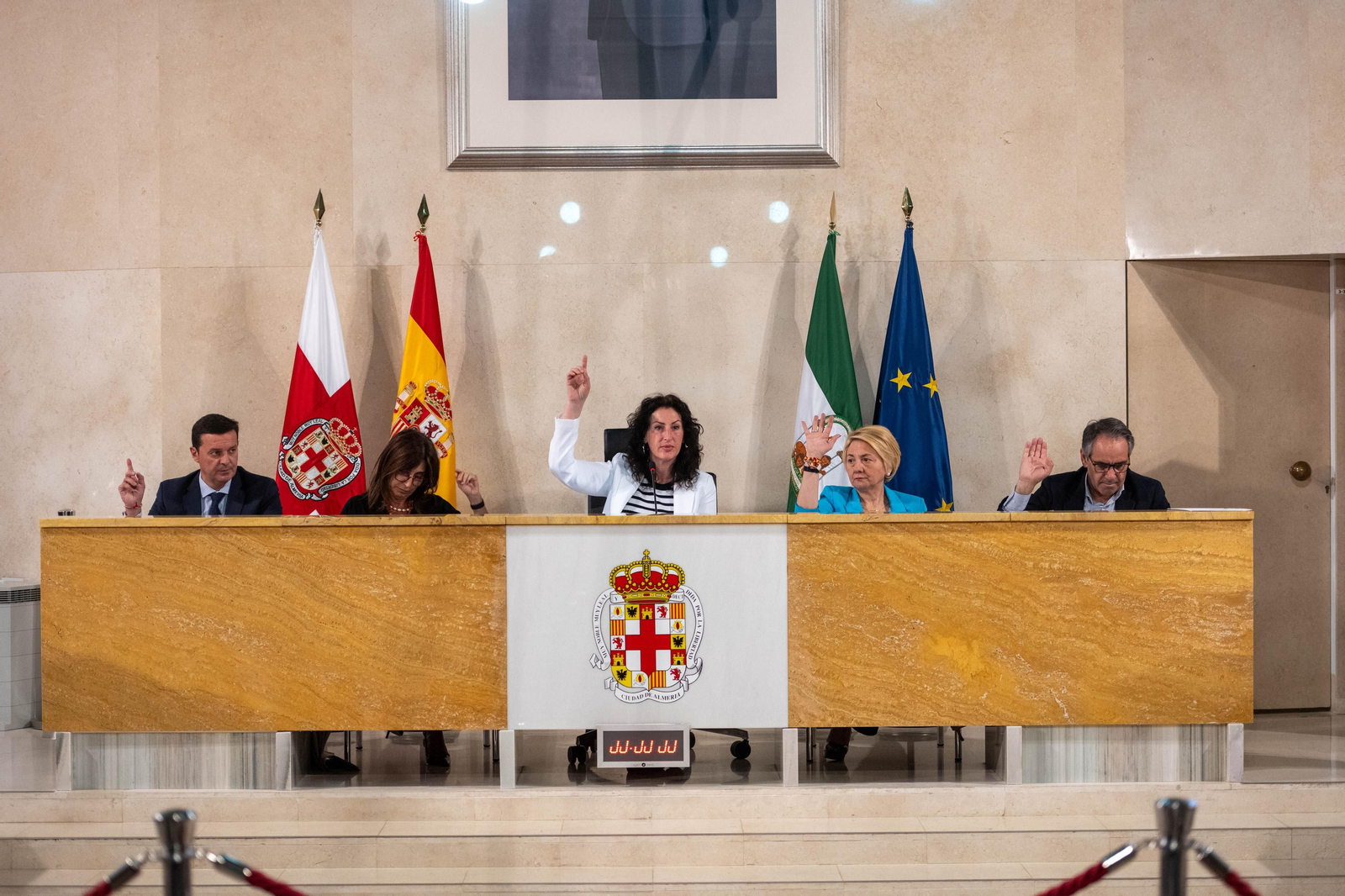 Aprobación de un punto en el Pleno del Ayuntamiento de Almería.