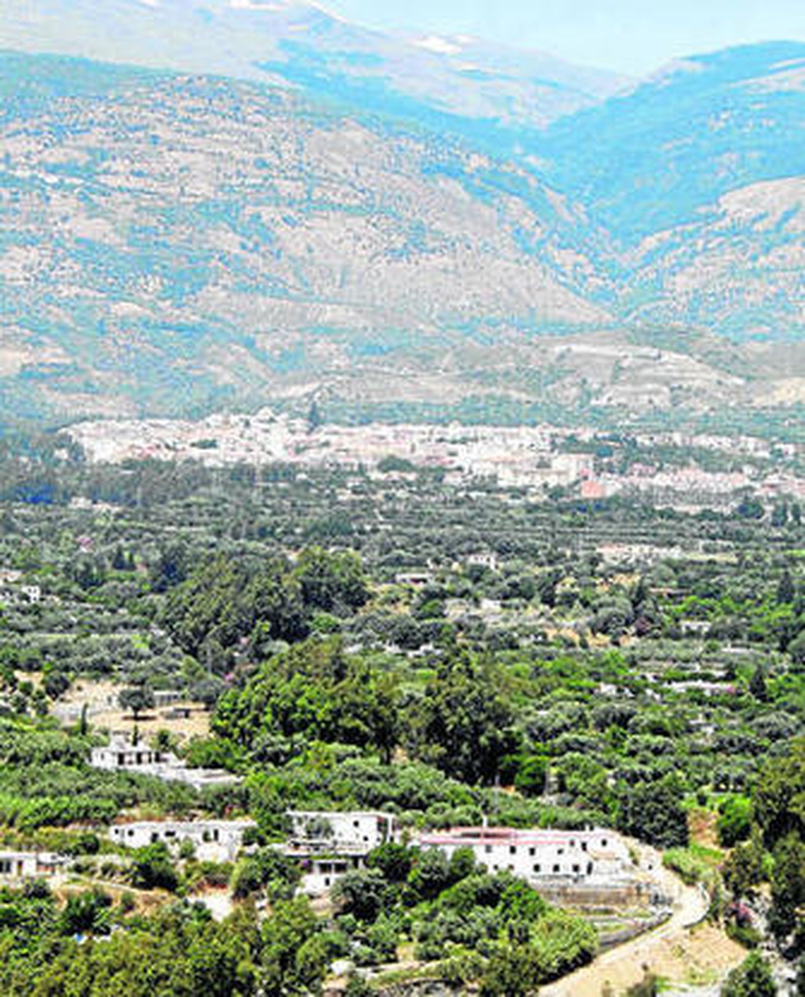 Órgiva es la única población de la Alpujarra que tiene más de 5.000 habitantes.